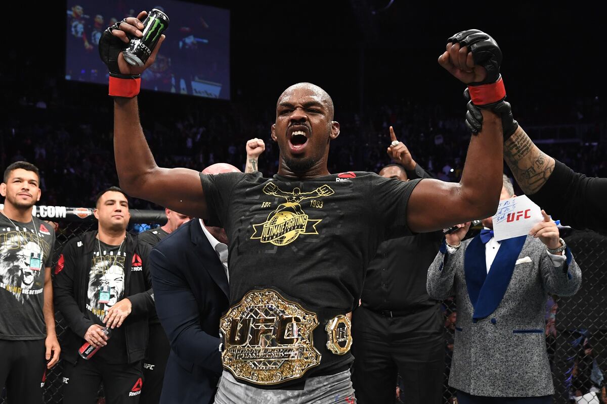 'Daddy's Home, DC': Jon Jones Calls Out Daniel Cormier After UFC 232 Win | Bleacher Report ...