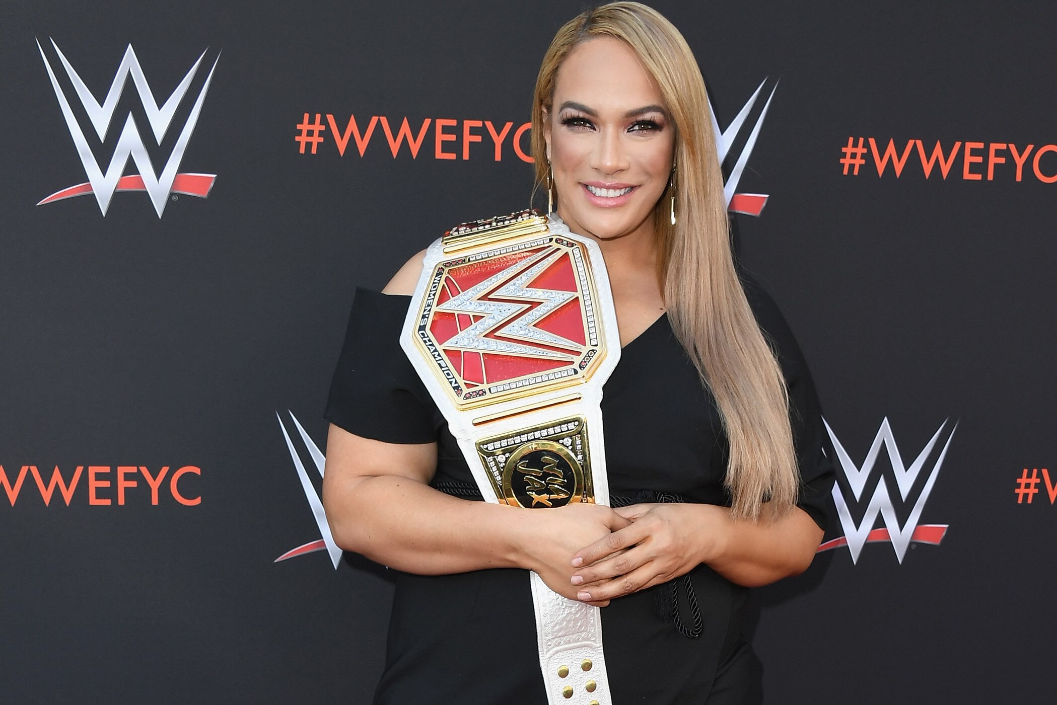 Nia Jax Calls Out Wwe For Only Promoting White Women In Tweet