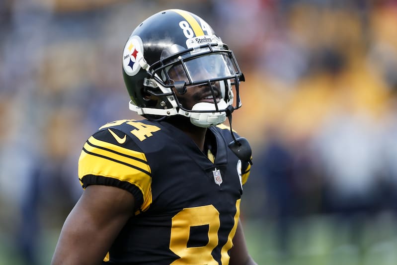 Report Antonio Brown Sat Vs Bengals After Throwing Ball At Ben