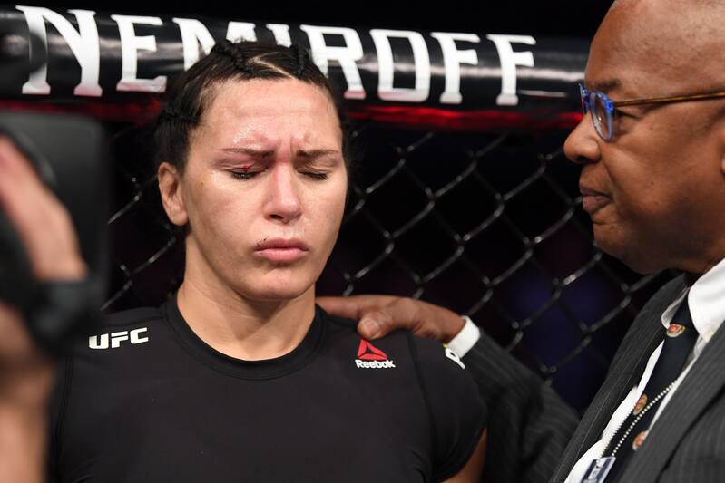 Cat Zingano Might Appeal Ufc 232 Loss To Megan Anderson Due To Eye Injury Bleacher Report Latest News Videos And Highlights