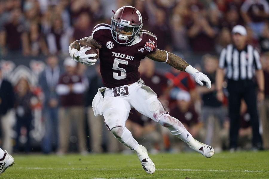 With Gator Bowl looming, Trayveon Williams has the chance to cement his  legacy as one of Texas A&M's best RBs ever - Good Bull Hunting