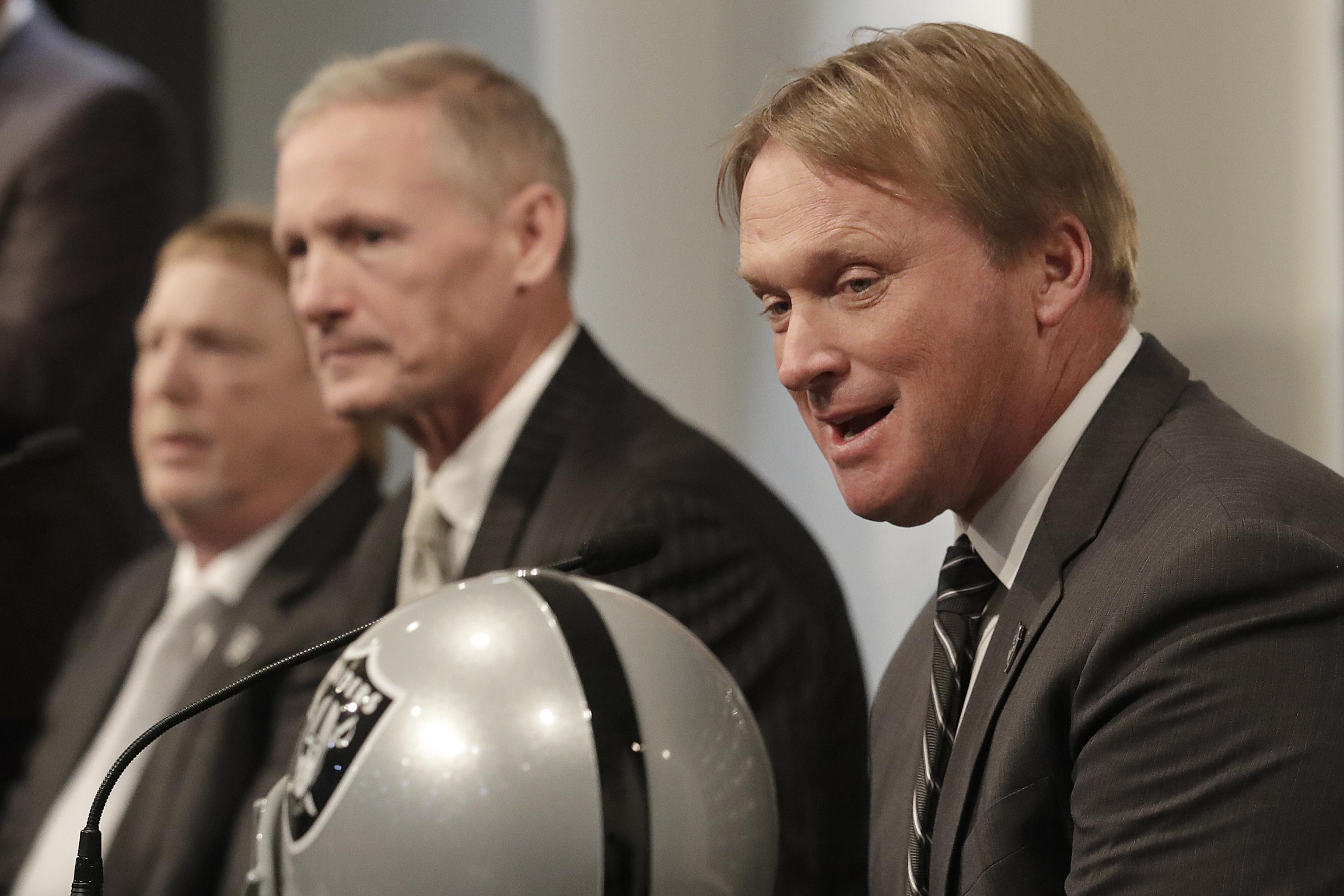 Raiders' Mark Davis has more decisions after firing Mike Mayock