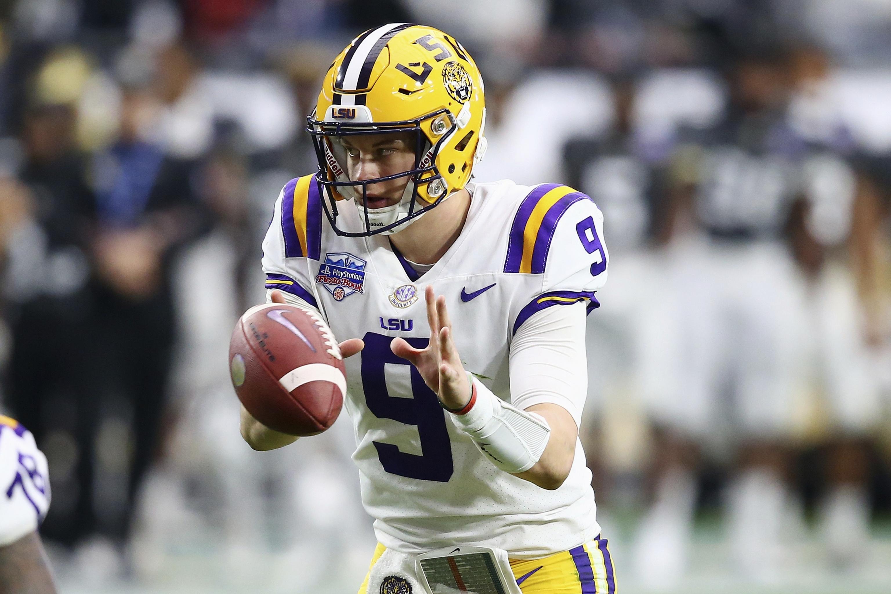 Joe Burrow & Chase Returned Home To LSU & Helped With Recruiting