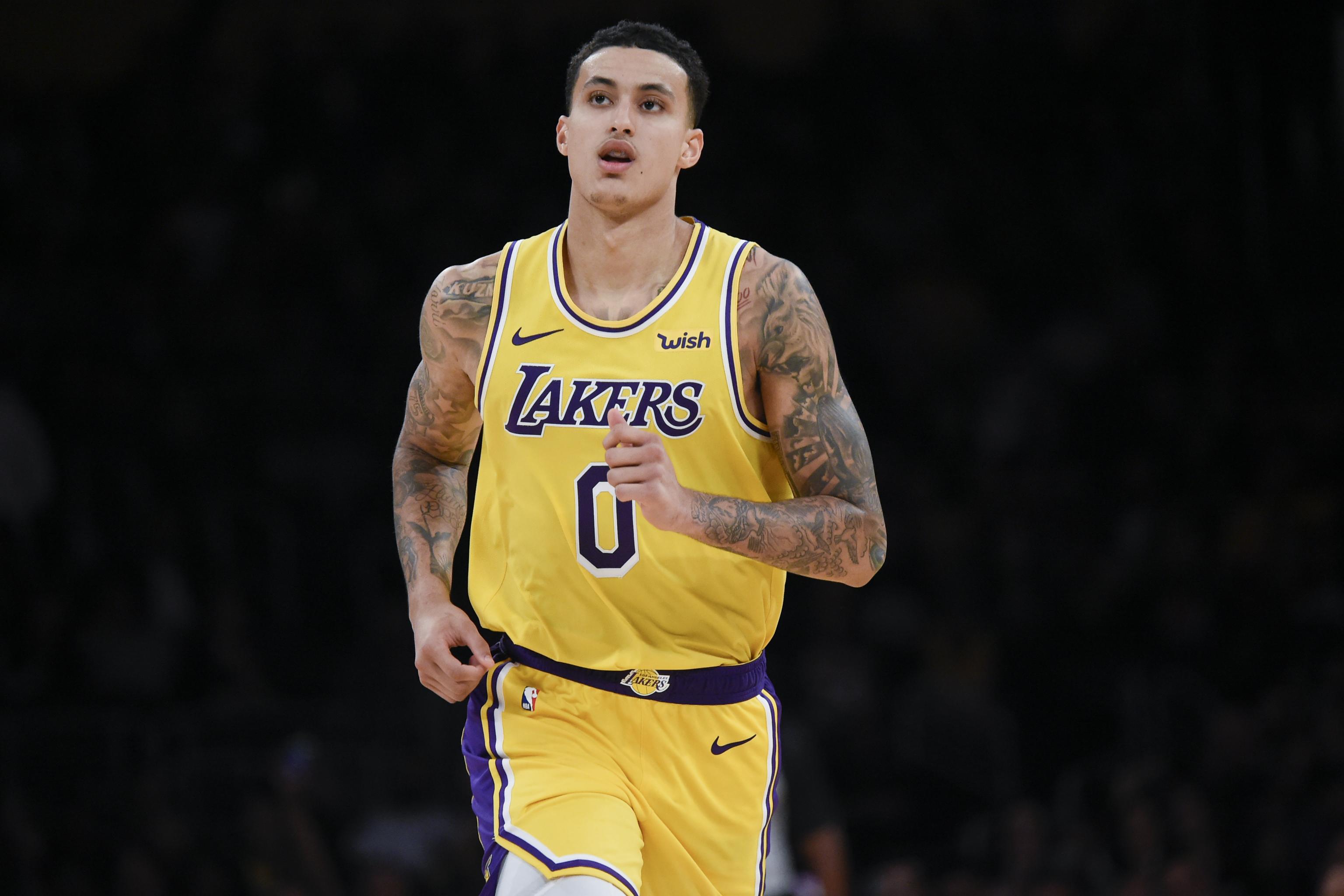 Lakers News Kyle Kuzma Returning From Back Injury Vs Mavs After Missing 2 Games Bleacher Report Latest News Videos And Highlights