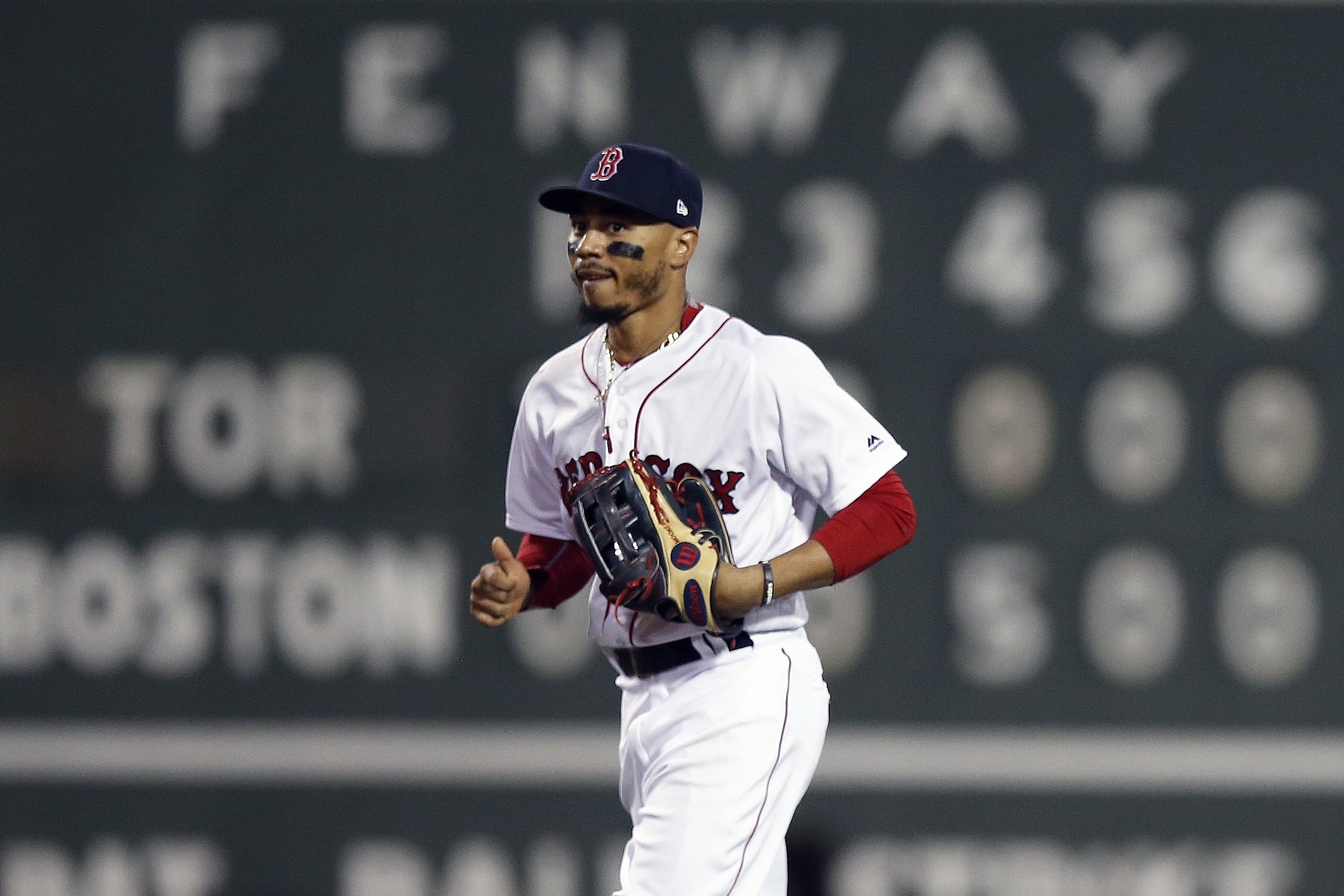 Mookie Betts, Red Sox settle on 2020 salary – Lowell Sun