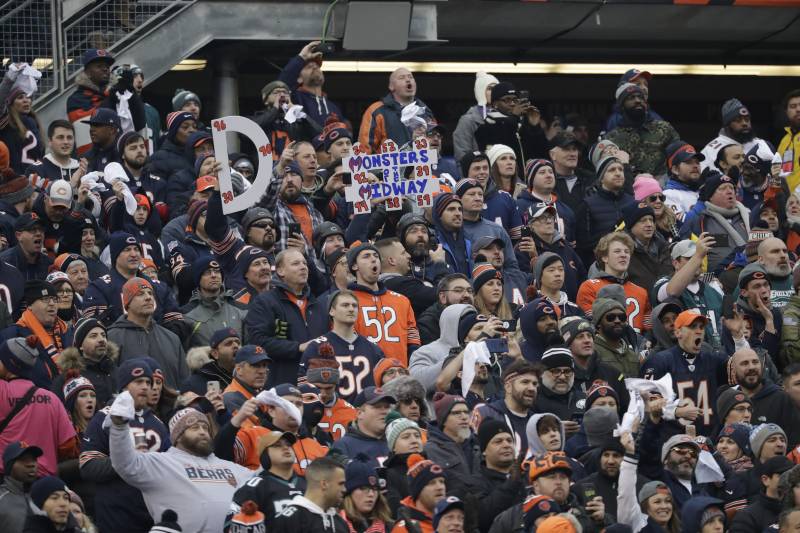 Video Bears Fans Wipe Out Attempting 43 Yard Fg Cody Parkey