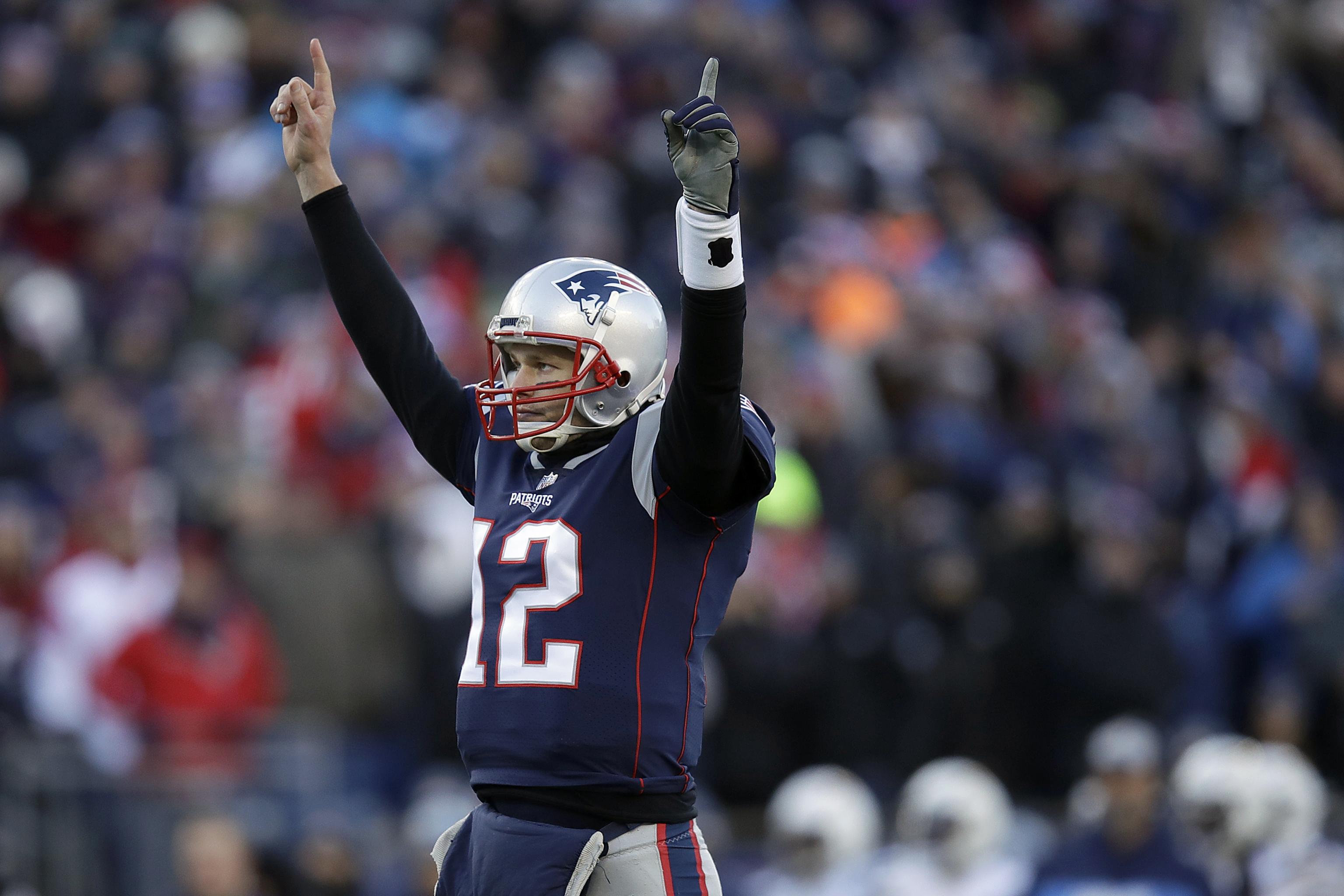 Tom Brady after Patriots playoff win: 'Everyone thinks we suck'