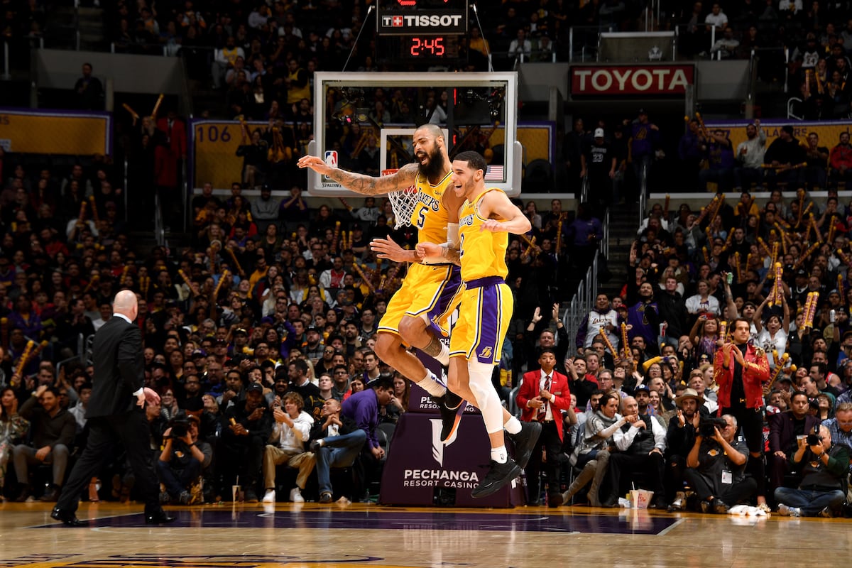 QnA VBage Lonzo Ball Shines as Lakers Beat Lauri Markkanen, Struggling Bulls