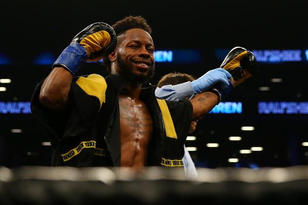 NEW YORK, NY - APRIL 21: Rau'shee Warren celebrates after defeating Juan Medina during their Bantamweight bout at Barclays Center on April 21, 2018 in New York City. (Photo by Mike Stobe/Getty Images)