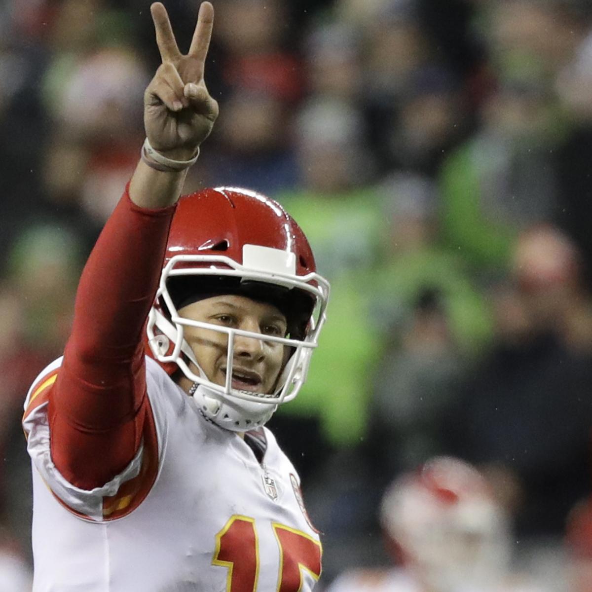 Patrick Mahomes Contract: Chiefs QB Could Be First NFL Player to Sign $200  Million Deal