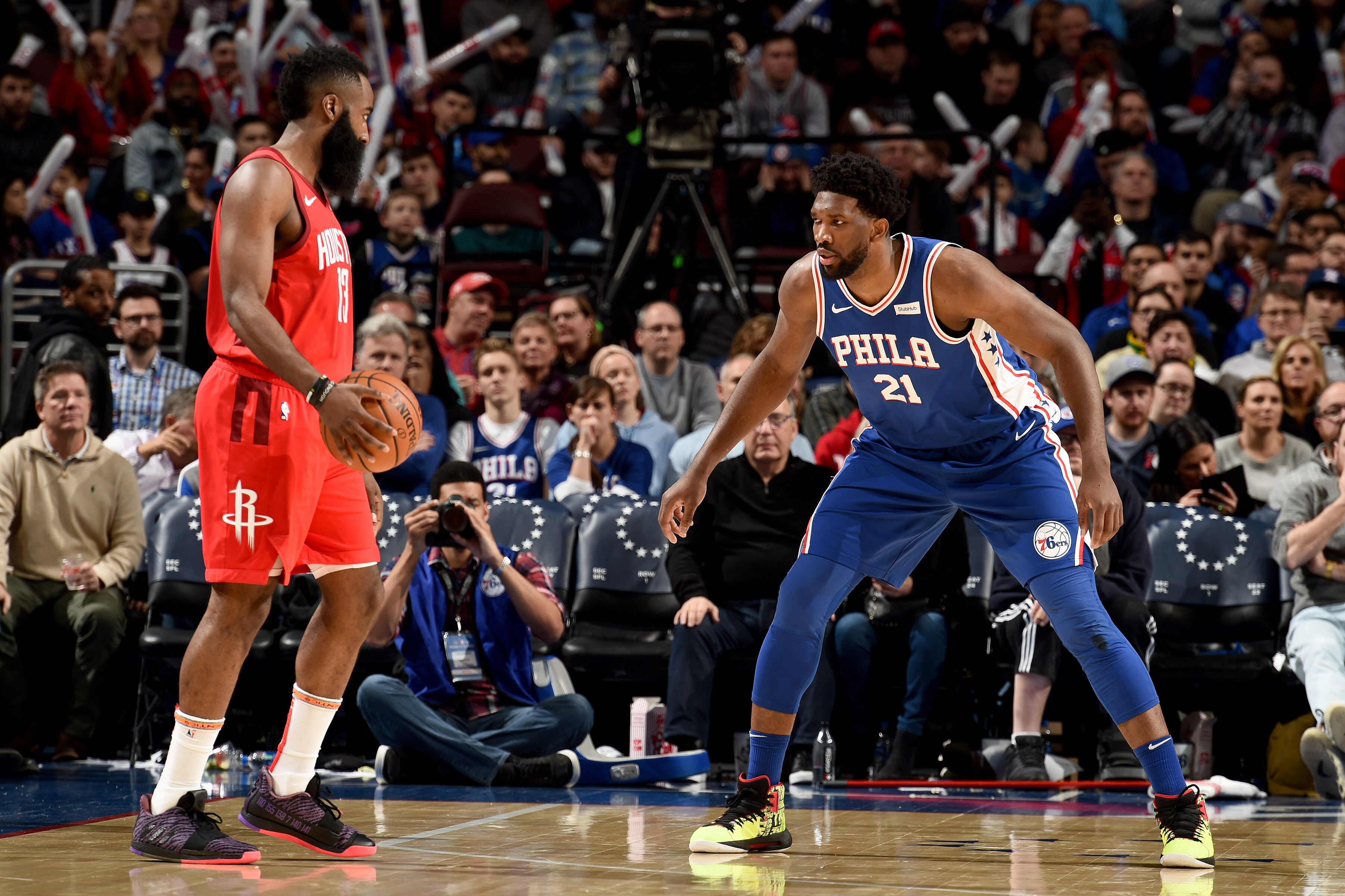 PHILADELPHIA, PA - JANUARY 21: James Harden #13 of the Houston Rockets handles the ball while Joel Embiid #21 of the Philadelphia 76ers plays defense on January 21, 2019 at the Wells Fargo Center in Philadelphia, Pennsylvania NOTE TO USER: User expressly acknowledges and agrees that, by downloading and/or using this Photograph, user is consenting to the terms and conditions of the Getty Images License Agreement. Mandatory Copyright Notice: Copyright 2019 NBAE (Photo by David Dow/NBAE via Getty Images)