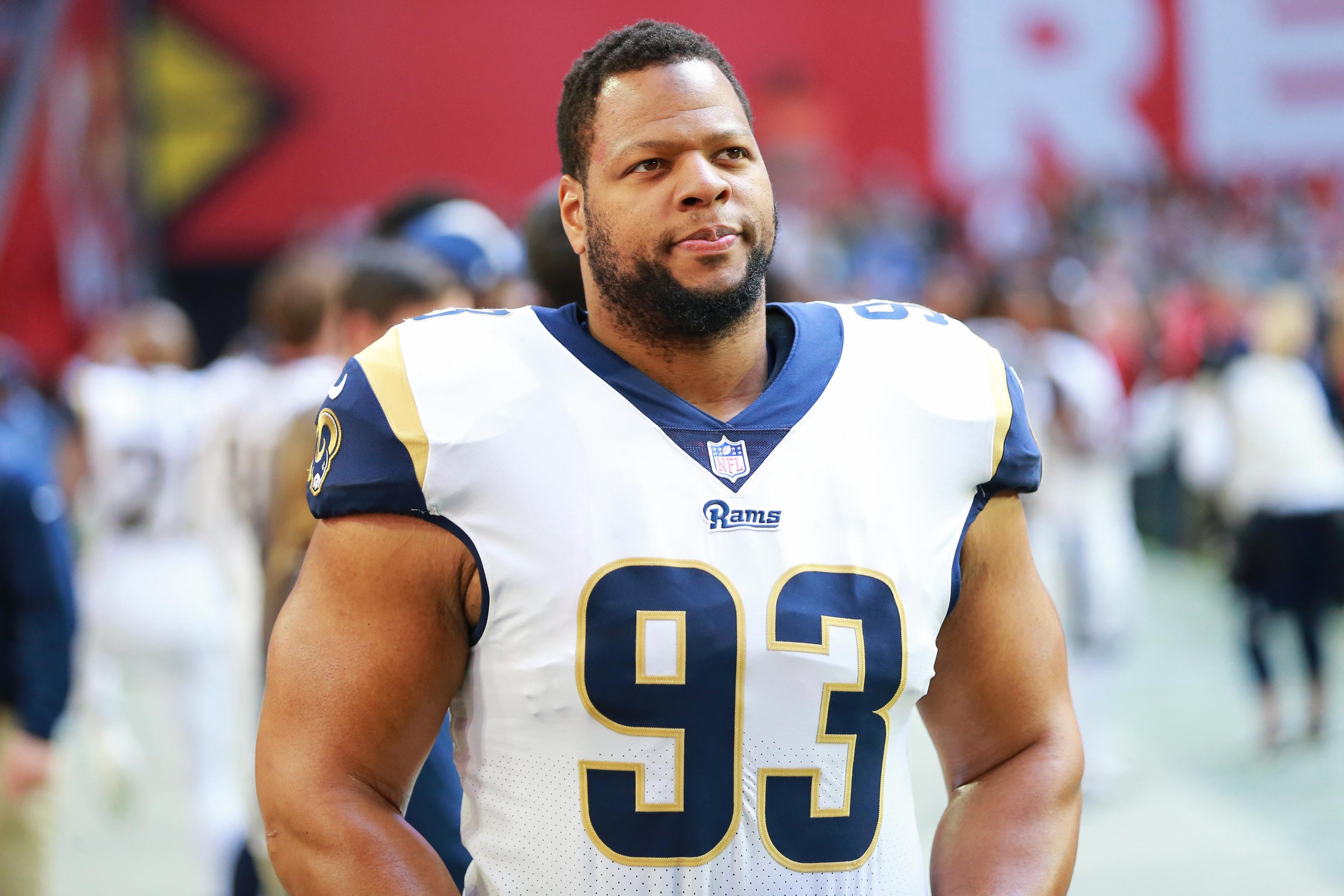 Report: Ex-Rams DT Ndamukong Suh Agrees to 1-Year Contract with Buccaneers, News, Scores, Highlights, Stats, and Rumors