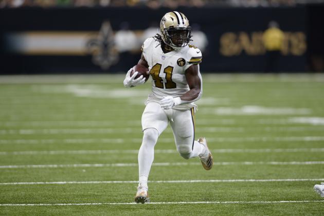New Orleans Saints running back Alvin Kamara (41) carries in the first half of an NFL football game against the Philadelphia Eagles in New Orleans, Sunday, Nov. 18, 2018. (AP Photo/Bill Feig)