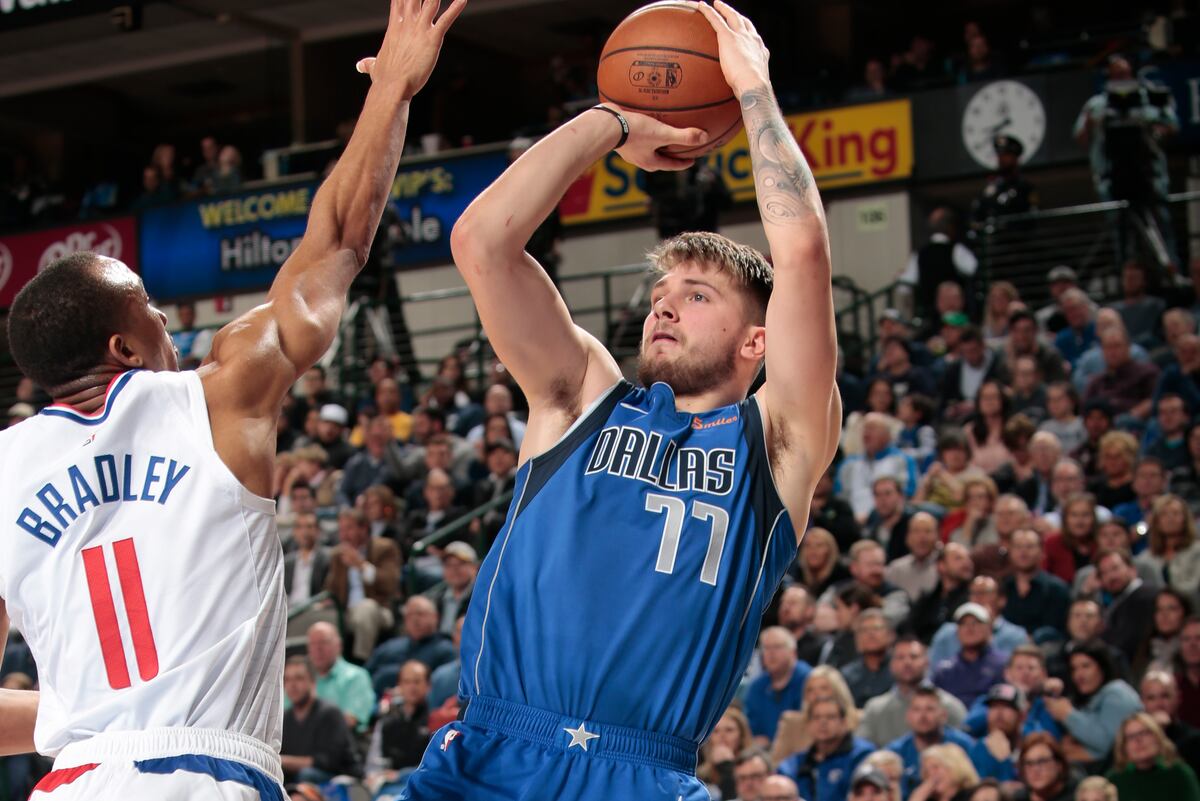 Luka Doncic Powers Balanced Mavericks Past Clippers