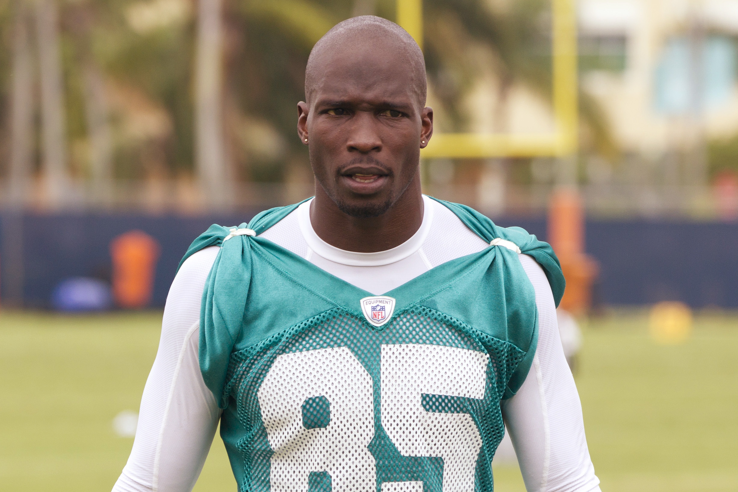 Ex-NFL star Chad Johnson reacts to neighbor Roger Stone ordeal