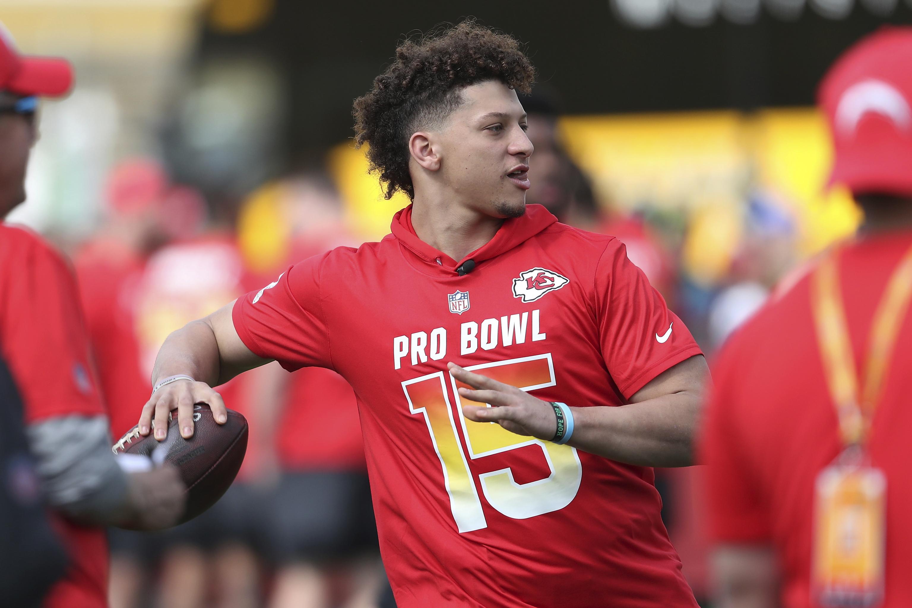 Patrick Mahomes, Anthony Sherman, Tyreek Hill, Dee Ford, Travis Kelce and  Eric Fisher selected for Pro Bowl : r/KansasCityChiefs