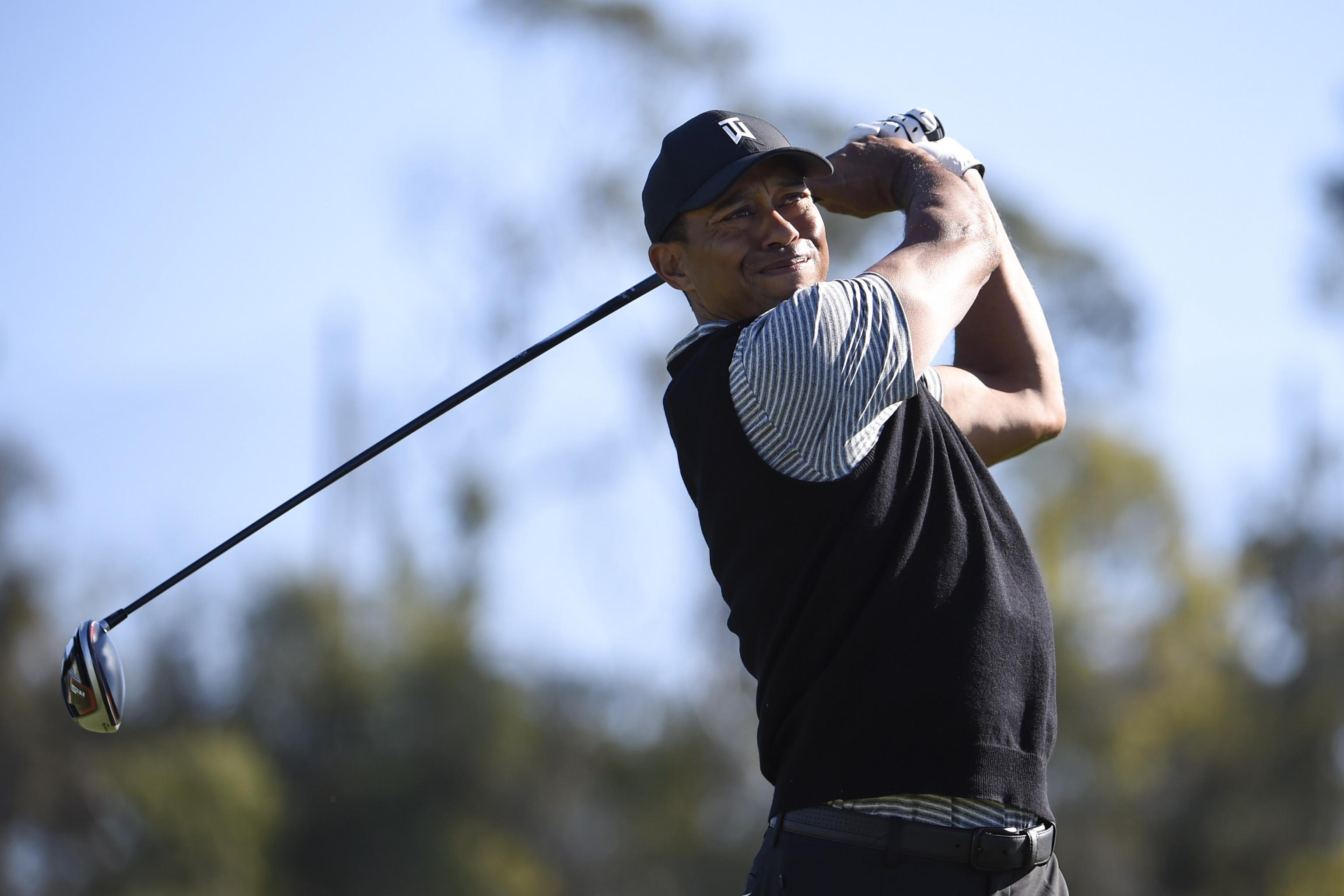 Tiger Woods Makes Cut After Shooting 2 Under Friday At Farmers Insurance Open Bleacher Report Latest News Videos And Highlights