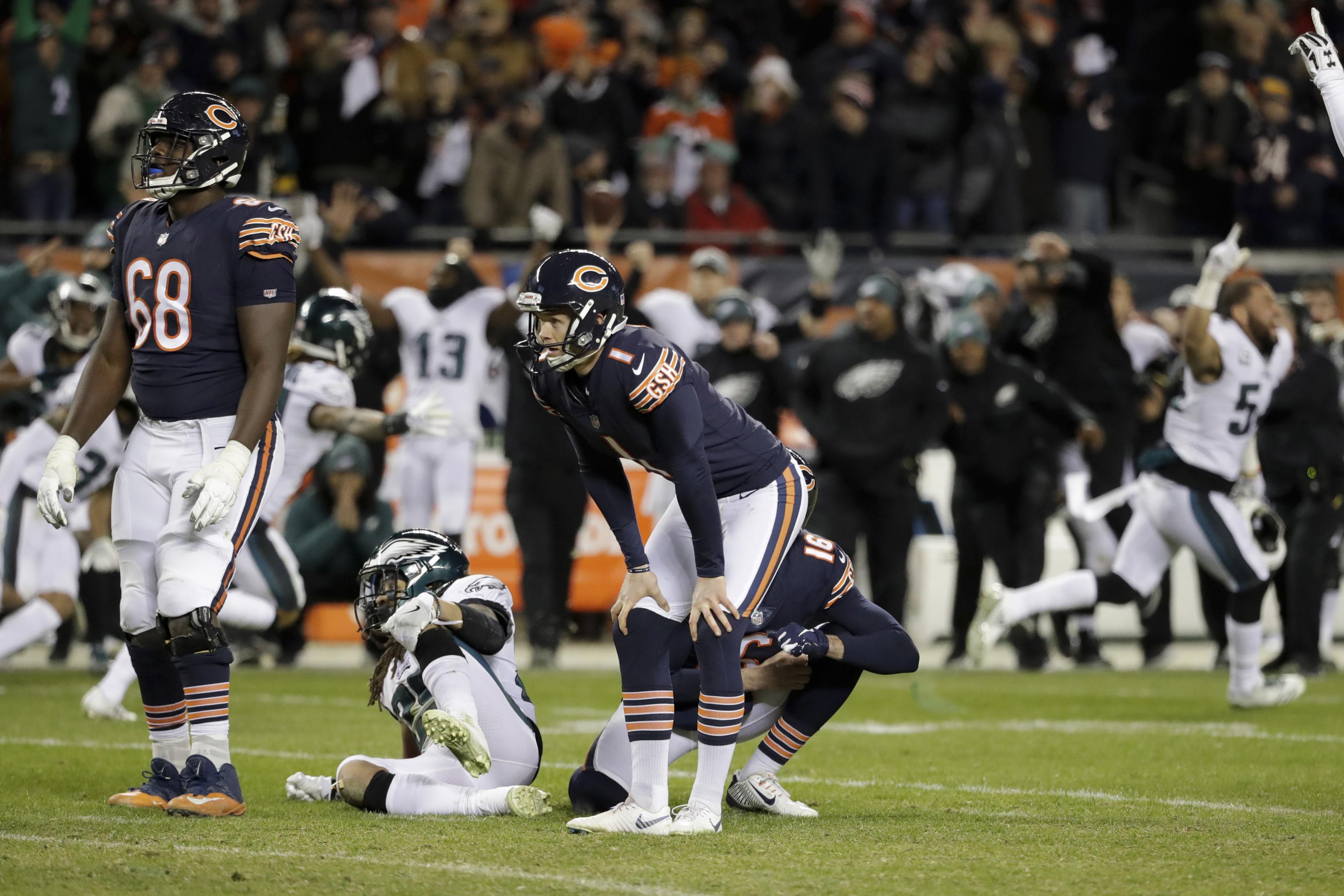 Bears Sign Kicker Redford Jones After Cody Parkey S Missed Field