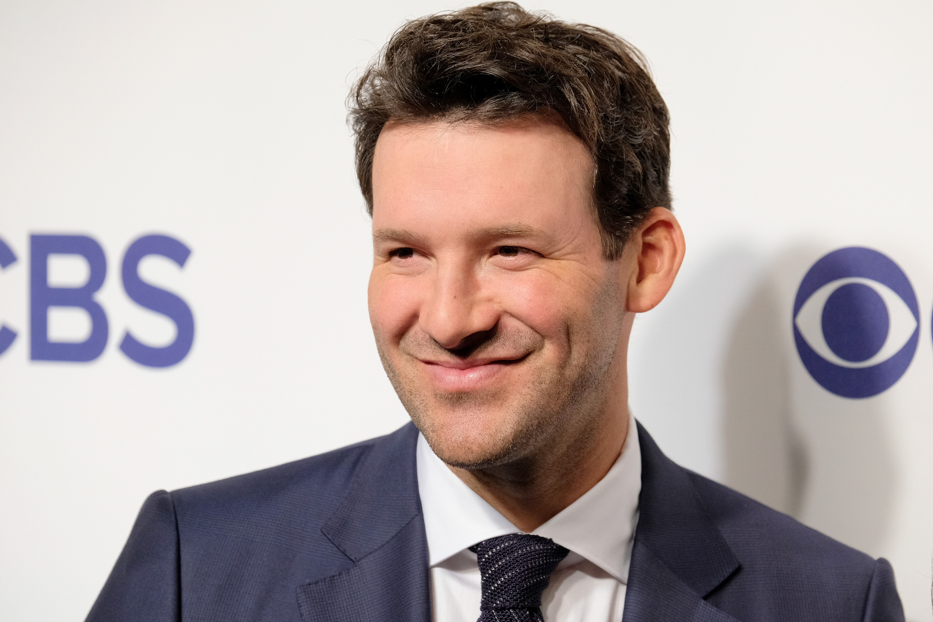 Tony Romo Predicts Next Year's AFC Championship Game Will Include the  Patriots