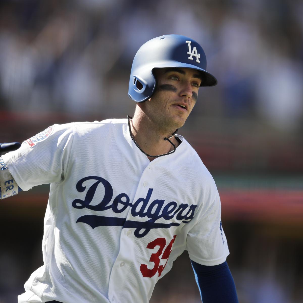 Dodgers News: Cody Bellinger Exits vs. Reds with Apparent Knee Injury | Bleacher ...