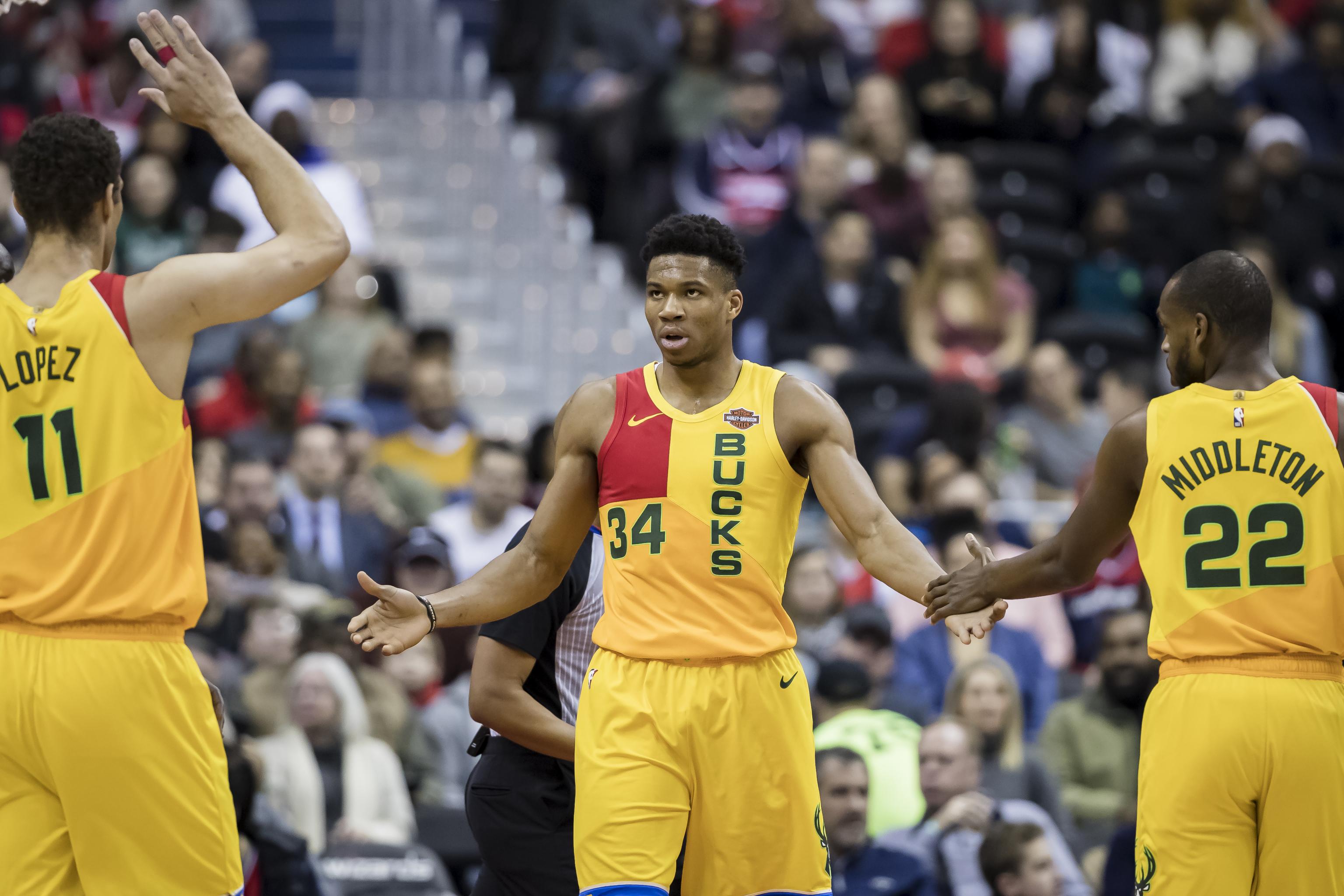 Bucks Clinch Nba Playoff Berth With Win Vs Lebron James Lakers Bleacher Report Latest News Videos And Highlights