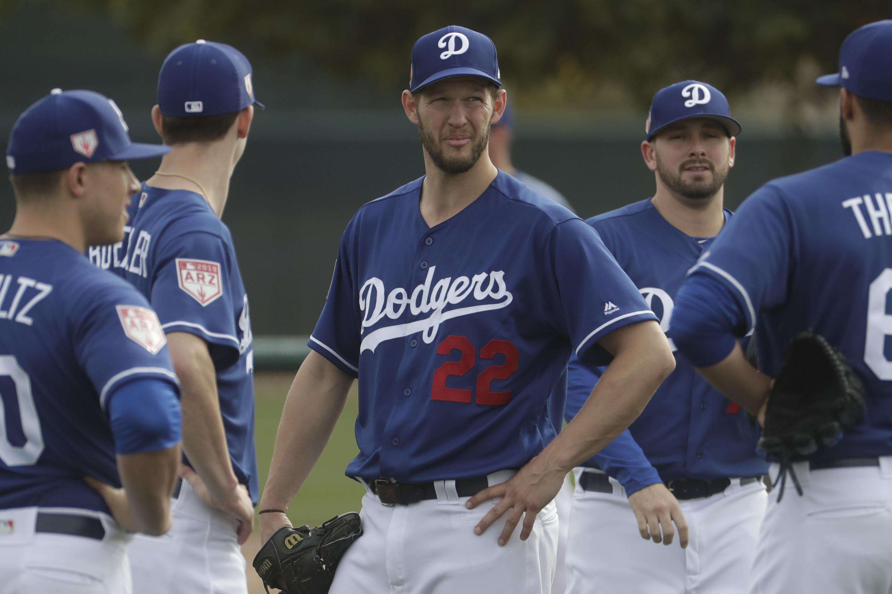 Dodgers Injury Update: Clayton Kershaw Resuming Throwing Program