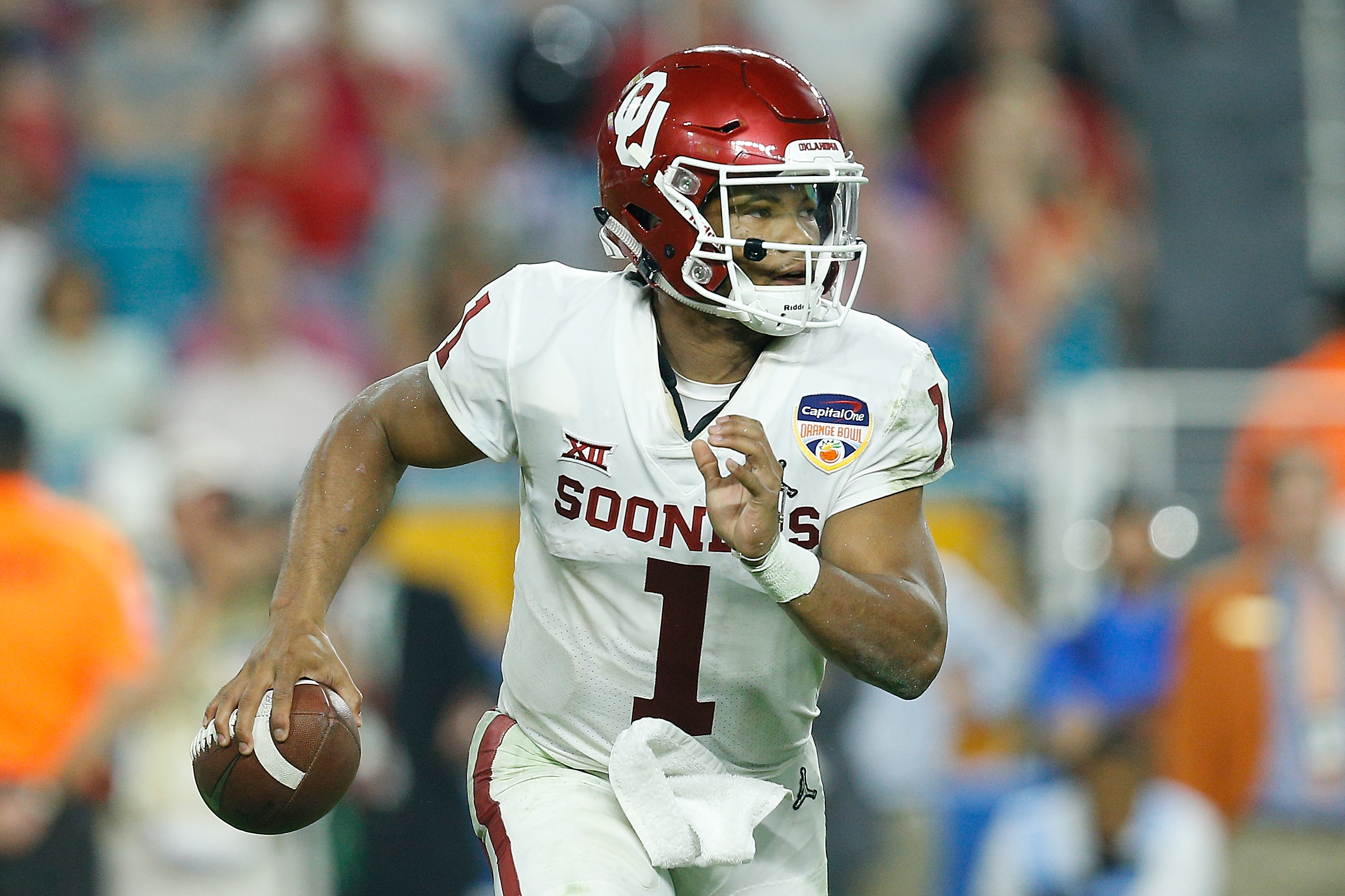 Kyler Murray chooses NFL over baseball and A's