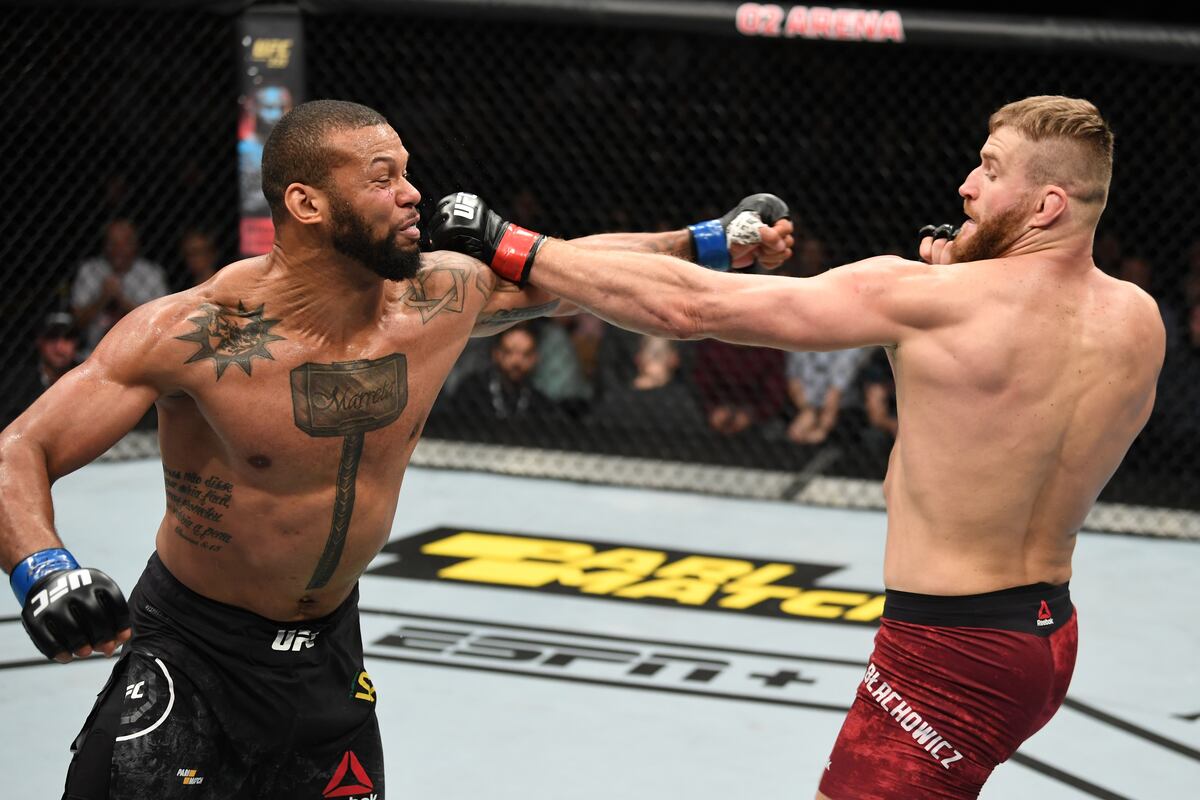 UFC Fight Night 145 Results: Thiago Santos Finishes Jan Blachowicz in Prague | Bleacher Report ...