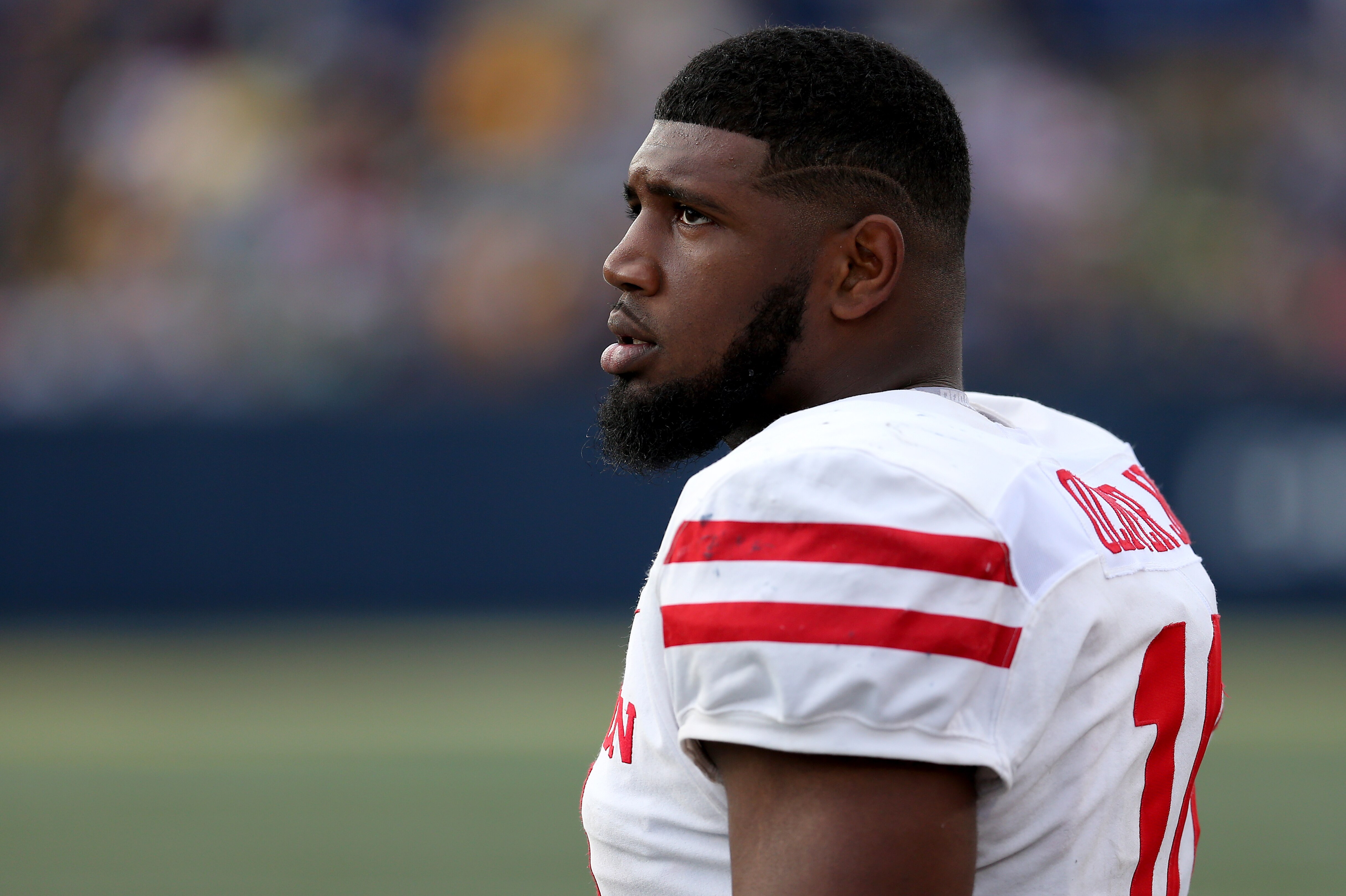 Bills Steal Ed Oliver At No 9 To Pull Off The Heist Of