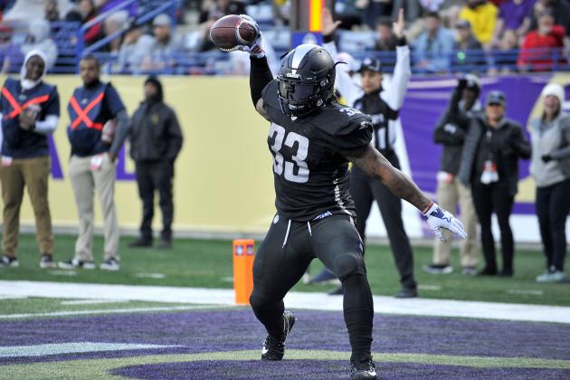 ATLANTA, GEORGIA - FEBRUARY 24:  Trent Richardson #33 of Birmingham Iron celebrates his touchdown against the Atlanta Legends during the third quarter of the Alliance of American Football game at Georgia State Stadium on February 24, 2019 in Atlanta, Georgia. (Photo by Logan Riely/AAF/Getty Images)