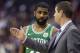Kyrie Irving, Boston Celtics goaltender, and head coach Brad Stevens speak during the second part of an NBA basketball game against the Washington Wizards on Wednesday, December 12th. 2018 in Washington. The Celtics won 130-125 in overtime. (AP Photo / Alex Brandon)