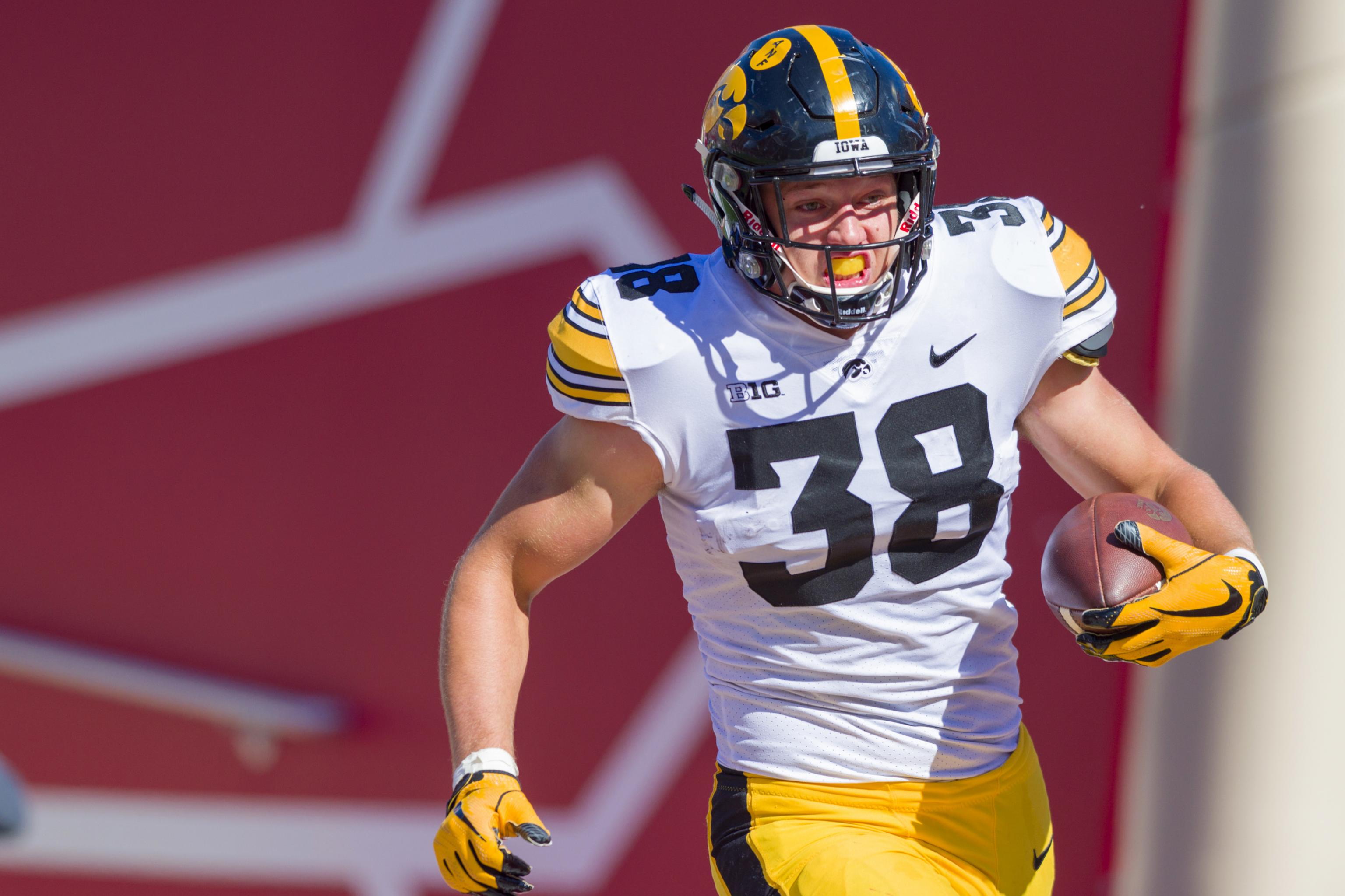 2019 NFL draft: Detroit Lions select Iowa TE T.J. Hockenson in first round  