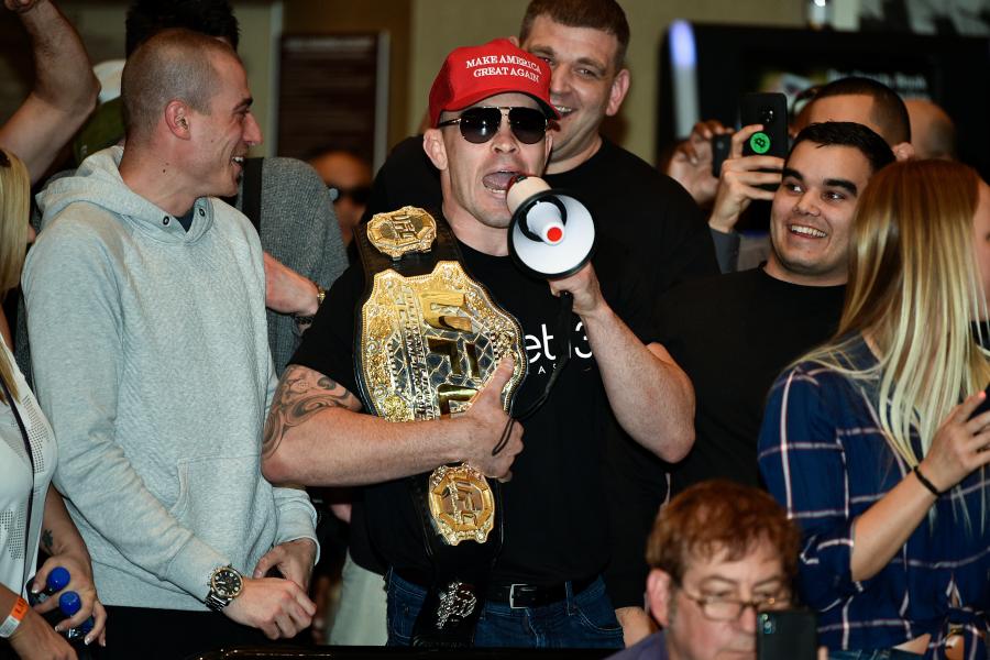 Watch Colby Covington Confront Dana White over Lack of Title Shot at UFC 235 | Bleacher Report | Latest News, Videos and Highlights