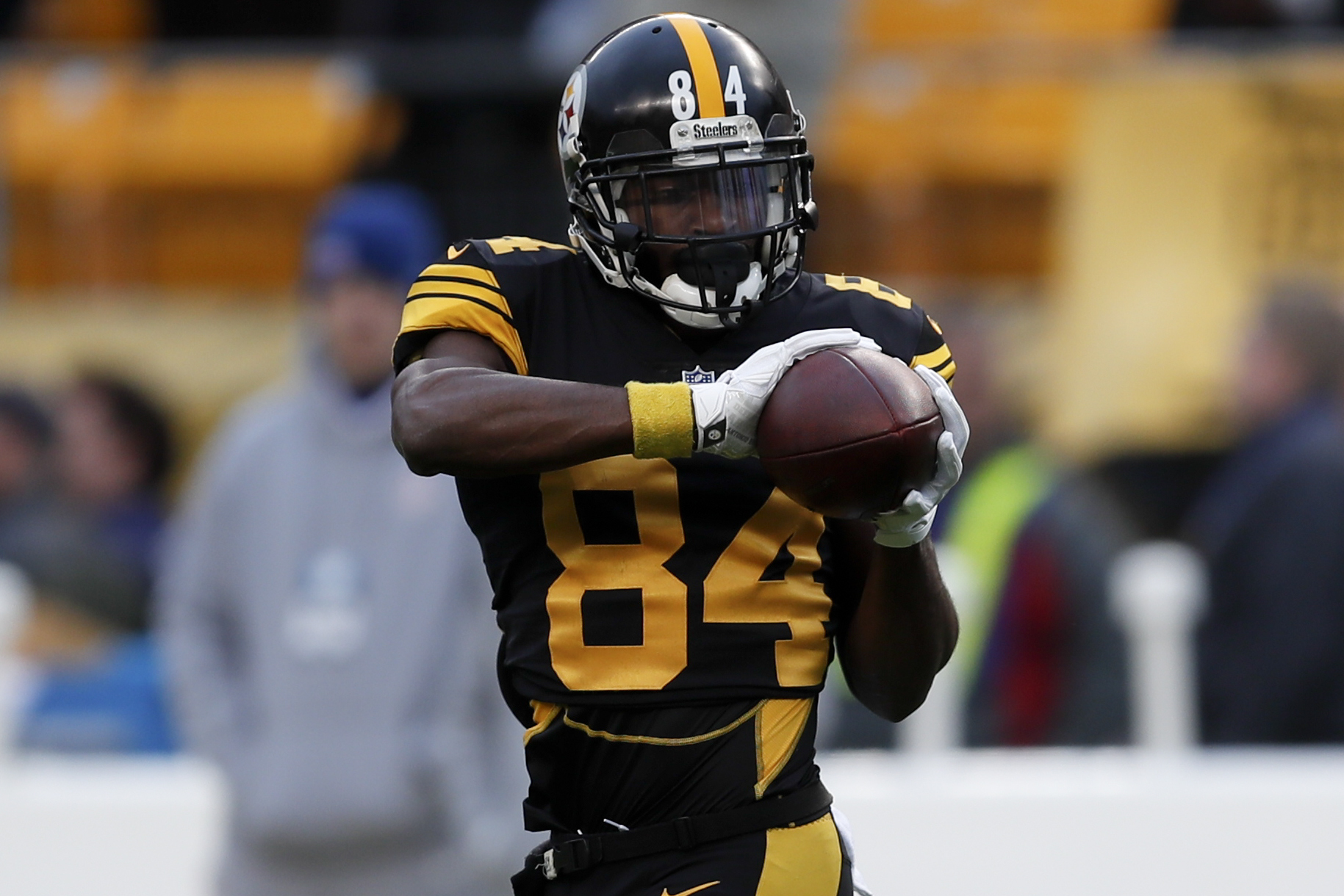 Arizona Cardinals lead odds to land trade for Steelers' Antonio Brown