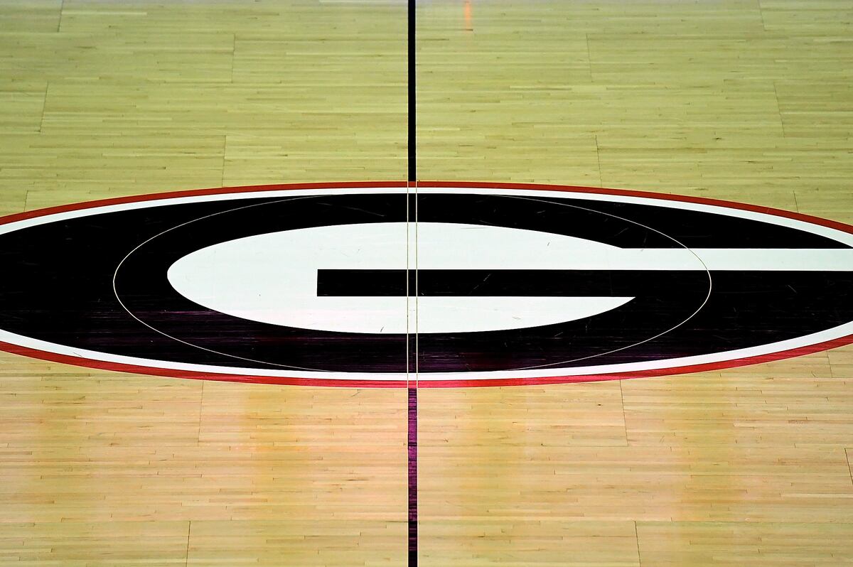 4 Star Sf Prospect Christian Brown Commits To Georgia Over