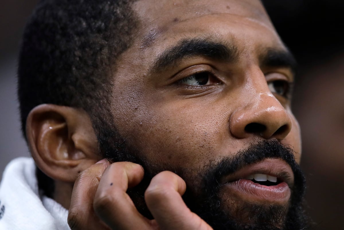 NBA's Reality Show Swallowing Kyrie Irving and the Game's Biggest Stars Whole | Bleacher Report | Latest News, Videos and Highlights