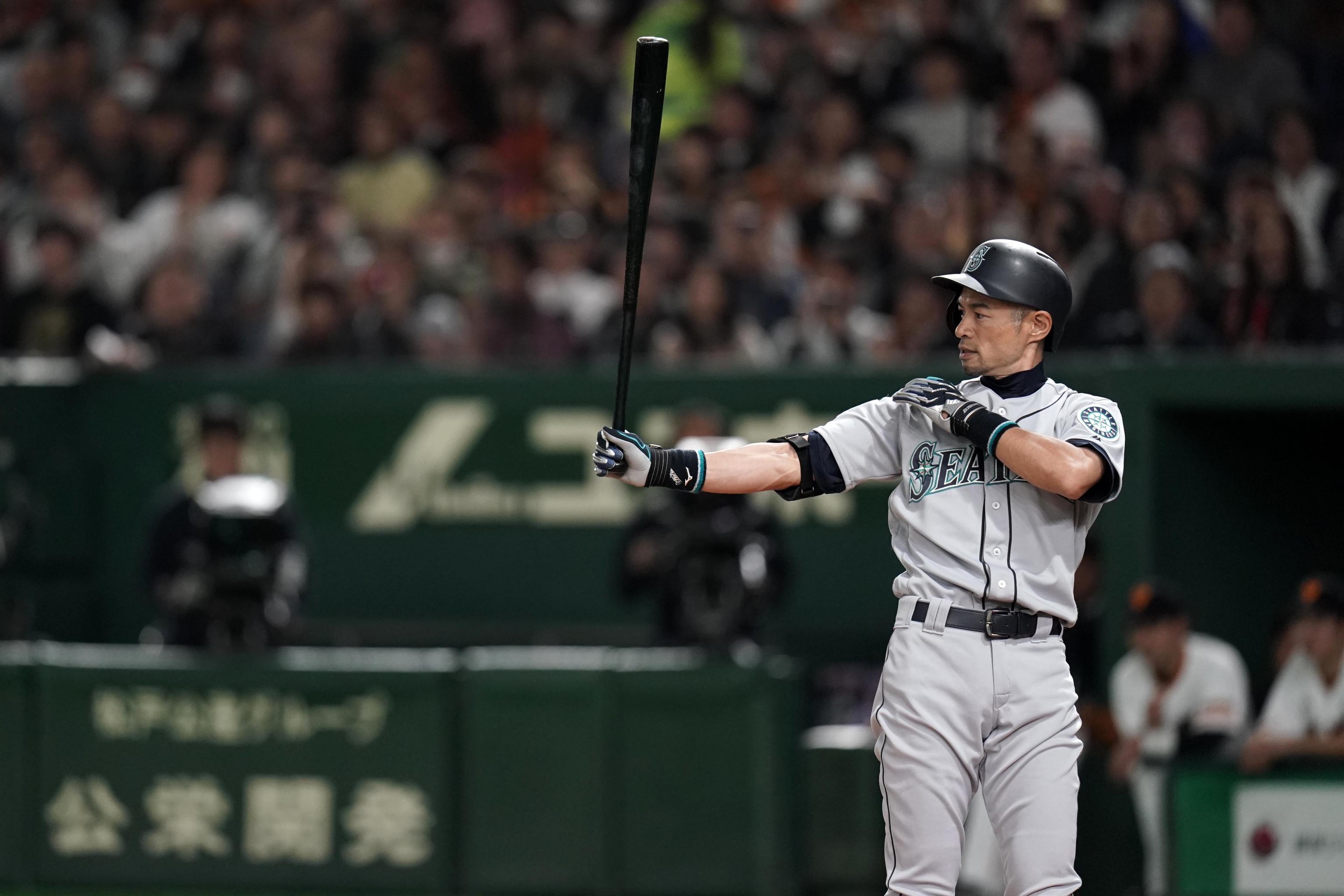 Ichiro Suzuki stars for Seattle in Toyko