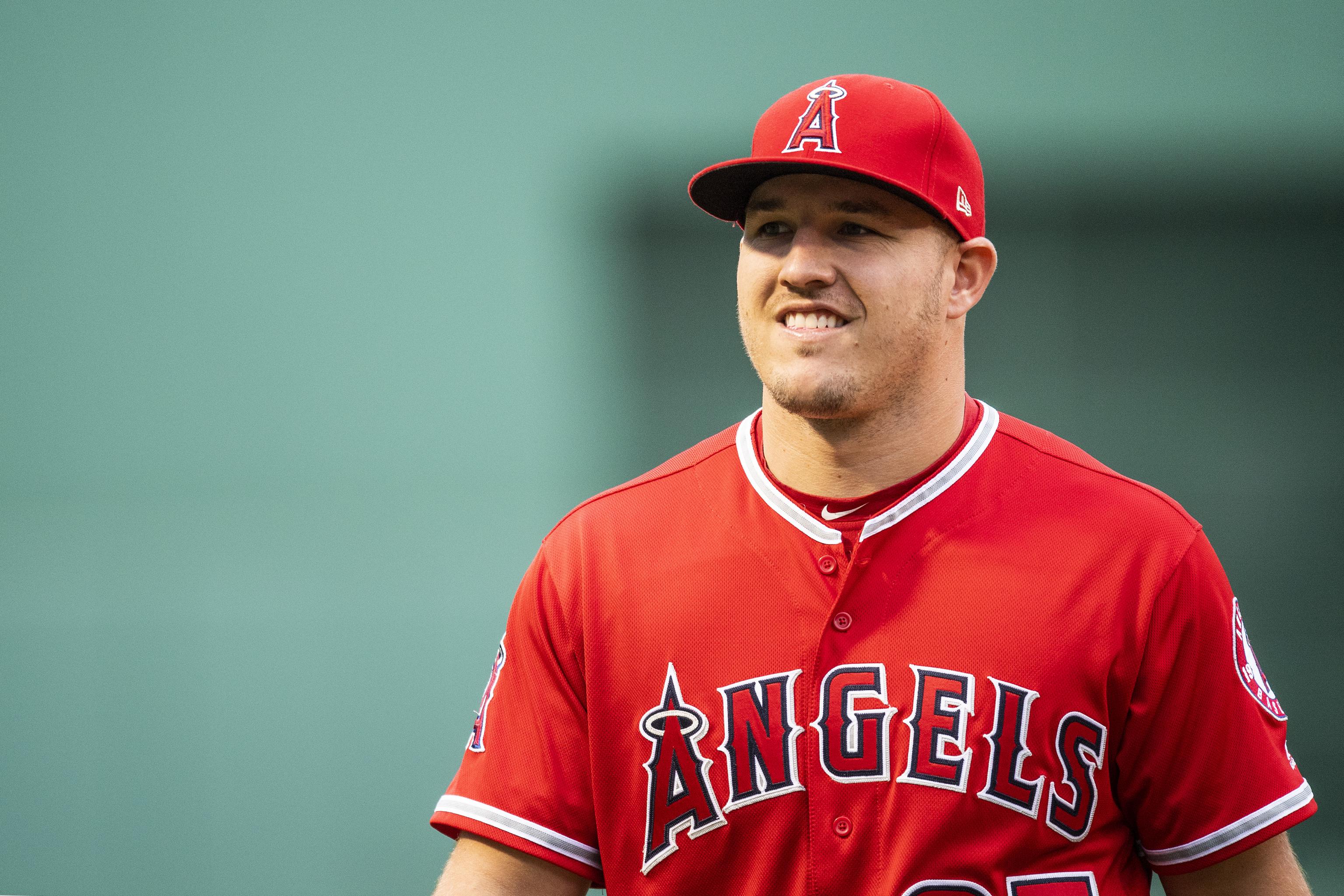 Mike Trout Contract Per Minute Mike Trout 430 Million Contract Lunacy