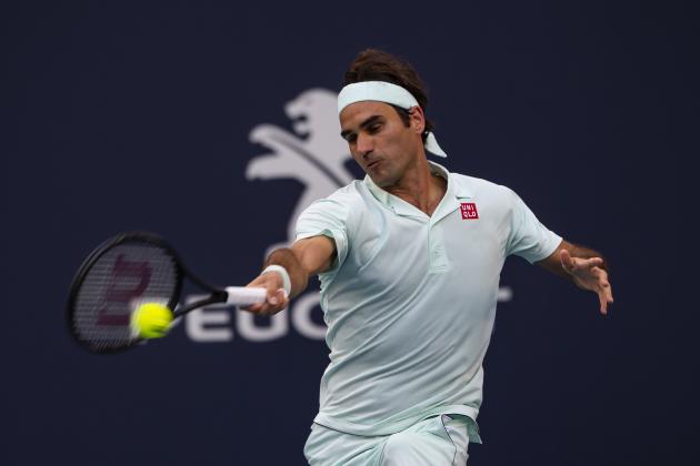 MIAMI GARDENS, FLORIDA - MARCH 23: Roger Federer of Switzerland hits a forehand against Radu Albot of Moldova in the  second round of the men's singles in the Miami Open at the Hard Rock stadium on March 23, 2019 in Miami Gardens, Florida. (Photo by TPN/Getty Images)