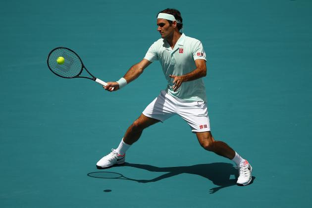 MIAMI GARDENS, FLORIDA - MARCH 31: Roger Federer of Switzerland in action against John Isner of USA in the final during day fourteen of the Miami Open tennis on March 31, 2019 in Miami Gardens, Florida. (Photo by Julian Finney/Getty Images)