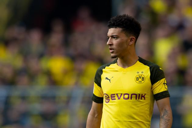 DORTMUND, GERMANY - MARCH 30: Jadon Sancho of Borussia Dortmund looks on during the Bundesliga match between Borussia Dortmund and VfL Wolfsburg at Signal Iduna Park on March 30, 2019 in Dortmund, Germany. (Photo by TF-Images/Getty Images)