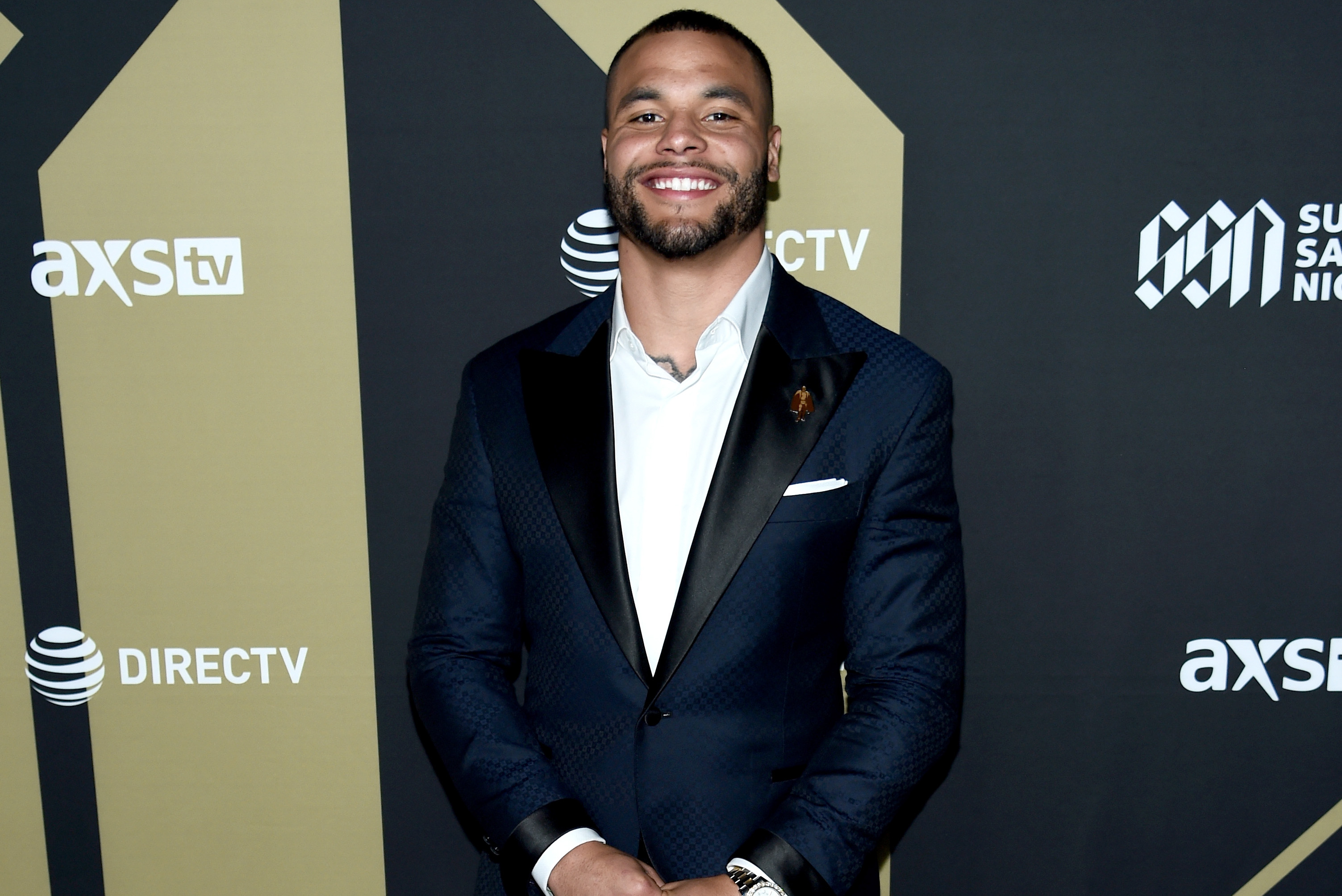 Dak Prescott Video Shows Police Pointing Assault Rifles at Dog