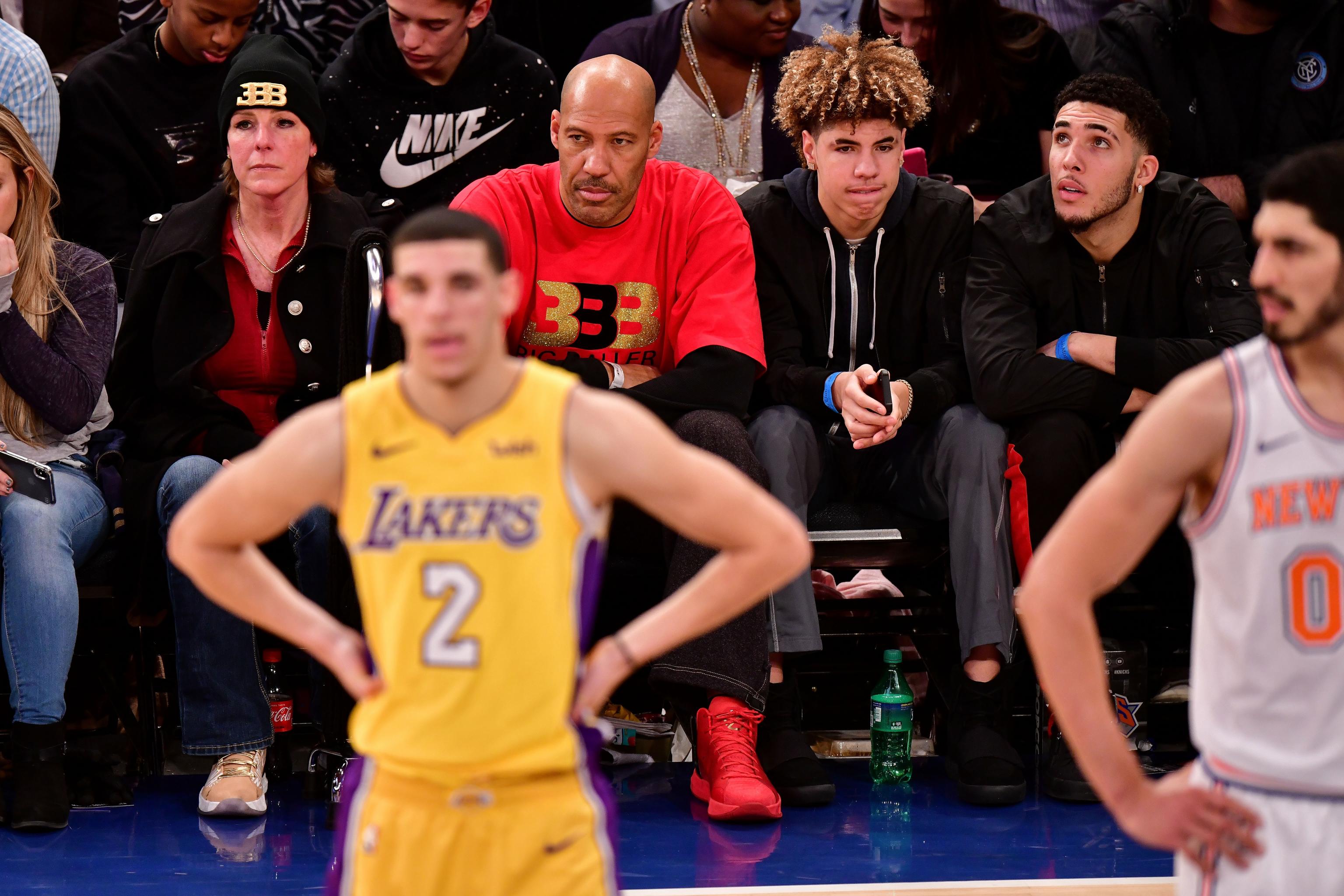 LOOK: Lonzo Ball helps reveal Lakers' new Nike uniforms for 2017