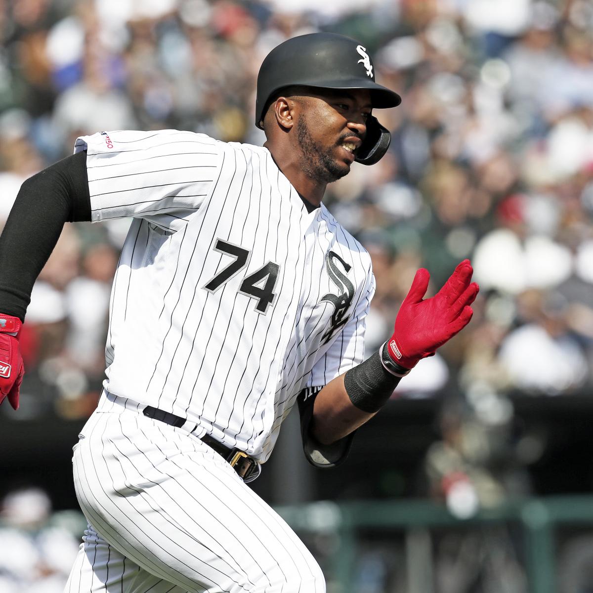 WATCH: White Sox's Eloy Jimenez blasts 428-foot home run to center