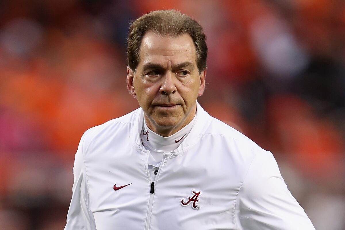 Alabama HC Nick Saban to Undergo Exam on Hip Injury; May ...