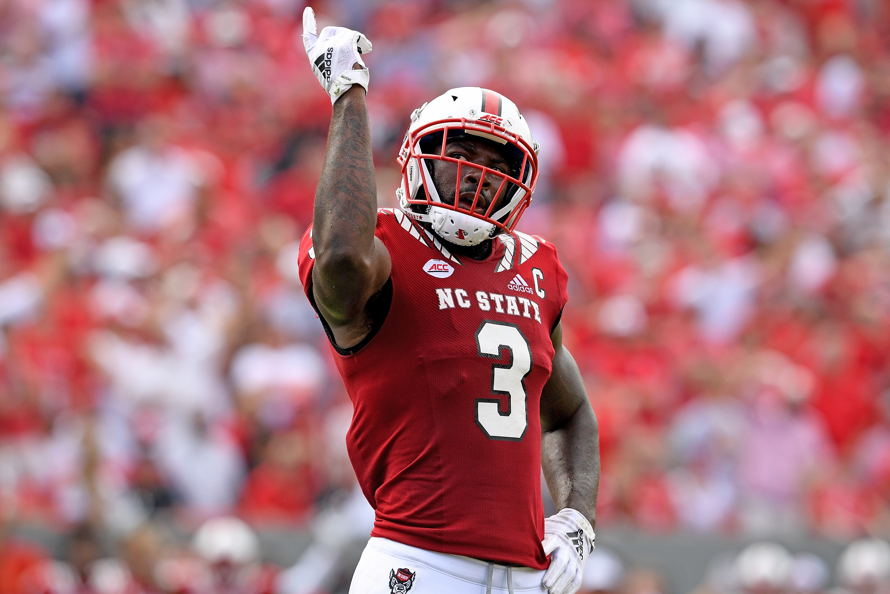 North Carolina State linebacker Germaine Pratt runs a drill during the NFL  football scouting combine, Sunday, March 3, 2019, in Indianapolis. (AP  Photo/Darron Cummings Stock Photo - Alamy