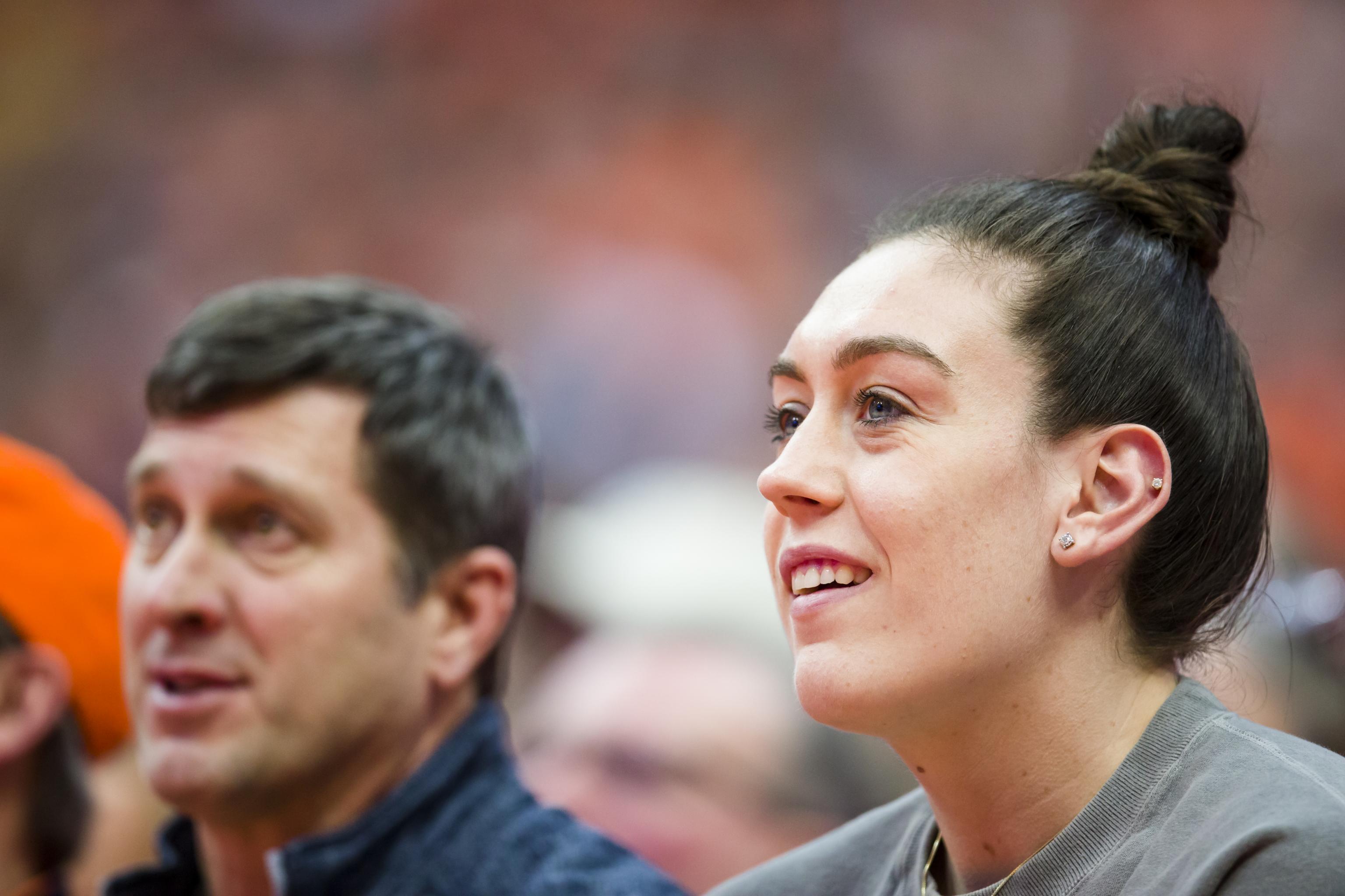 Report Breanna Stewart Suffers Torn Achilles Injury After Collision With Griner Bleacher Report Latest News Videos And Highlights