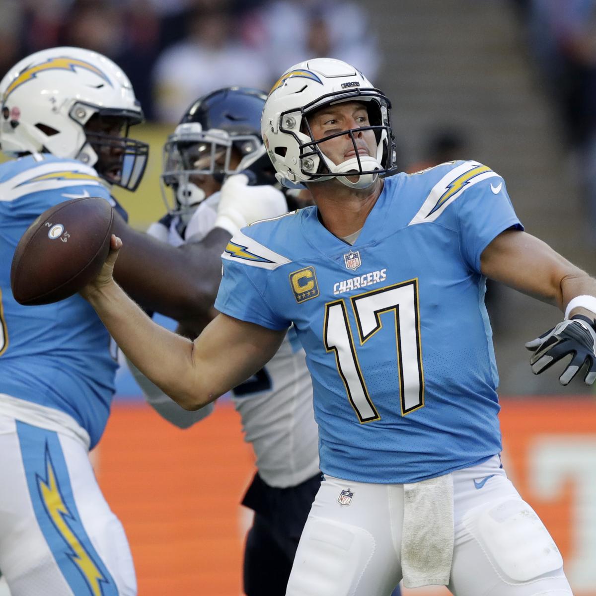 When will the Chargers wear each uniform?
