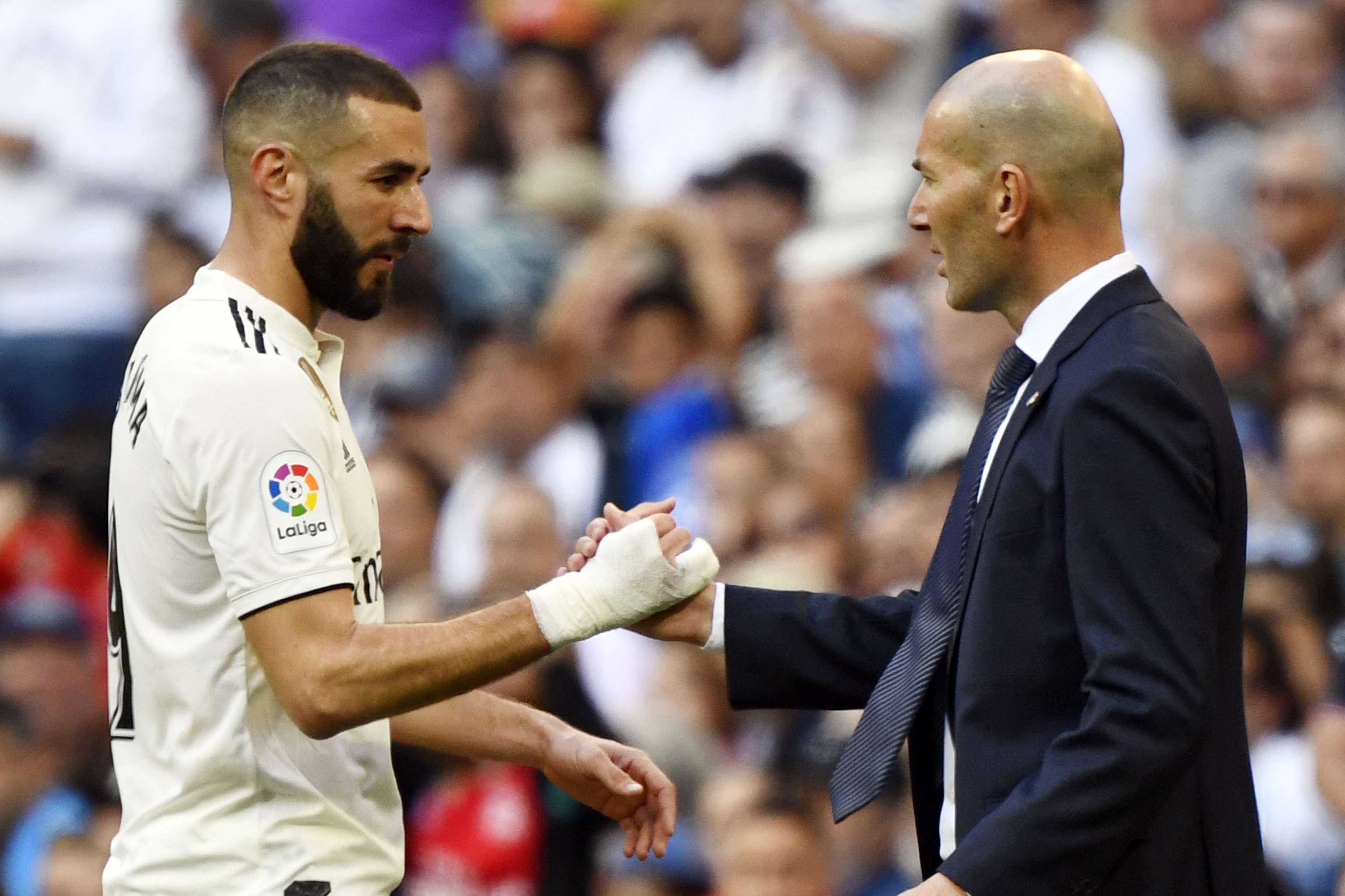 Real Madrid S Zinedine Zidane Karim Benzema Is Best Number Nine In The World Bleacher Report Latest News Videos And Highlights Real Madrid S Zinedine Zidane Karim Benzema Is Best Number Nine In The World Bleacher Report Latest News Videos And Highlights