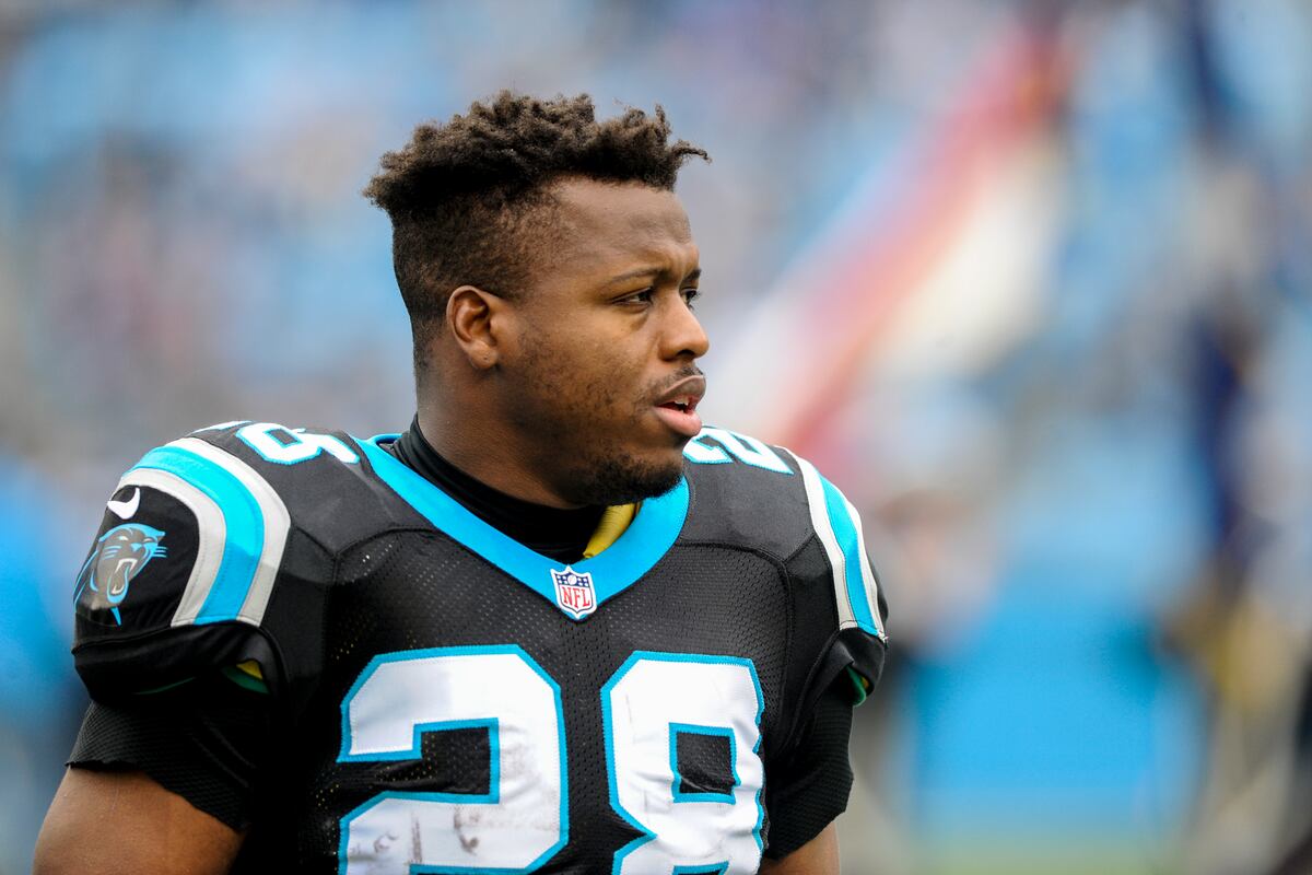 Jonathan Stewart Signs 1-Day Contract to Retire with Panthers | News